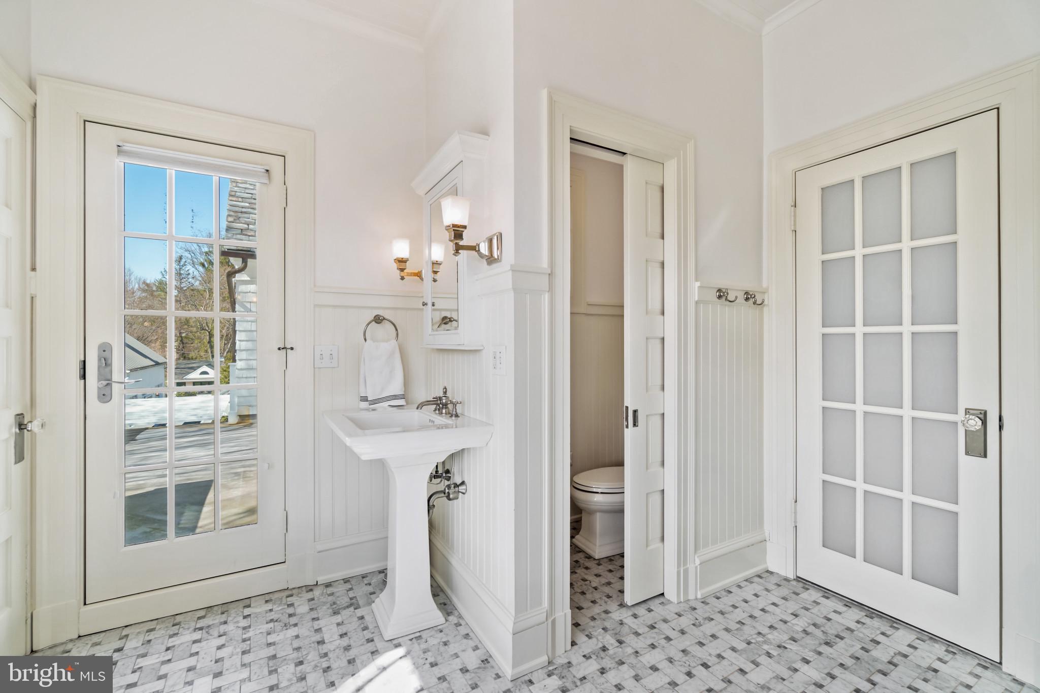 RUXTON - Residential