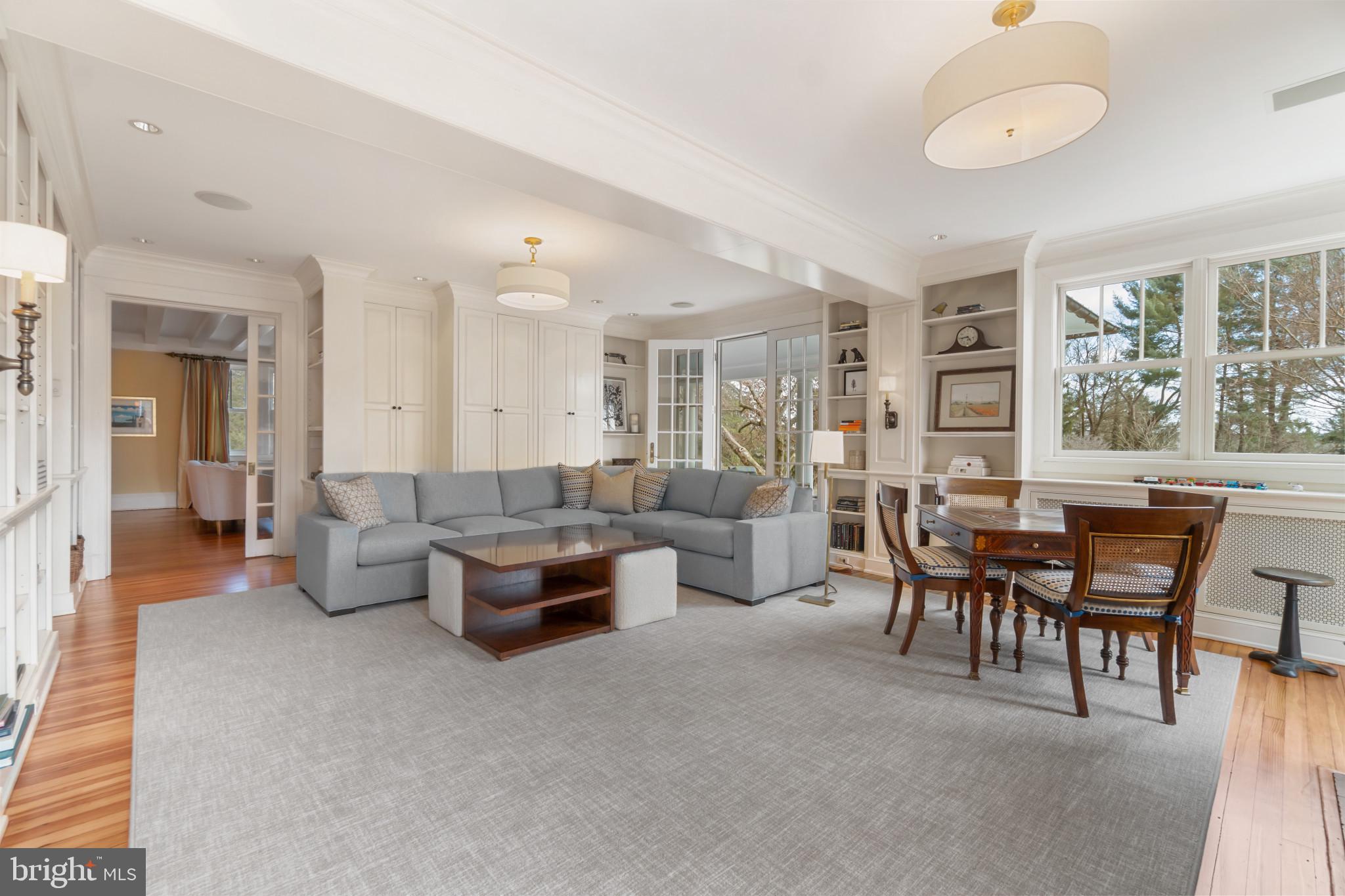 RUXTON - Residential