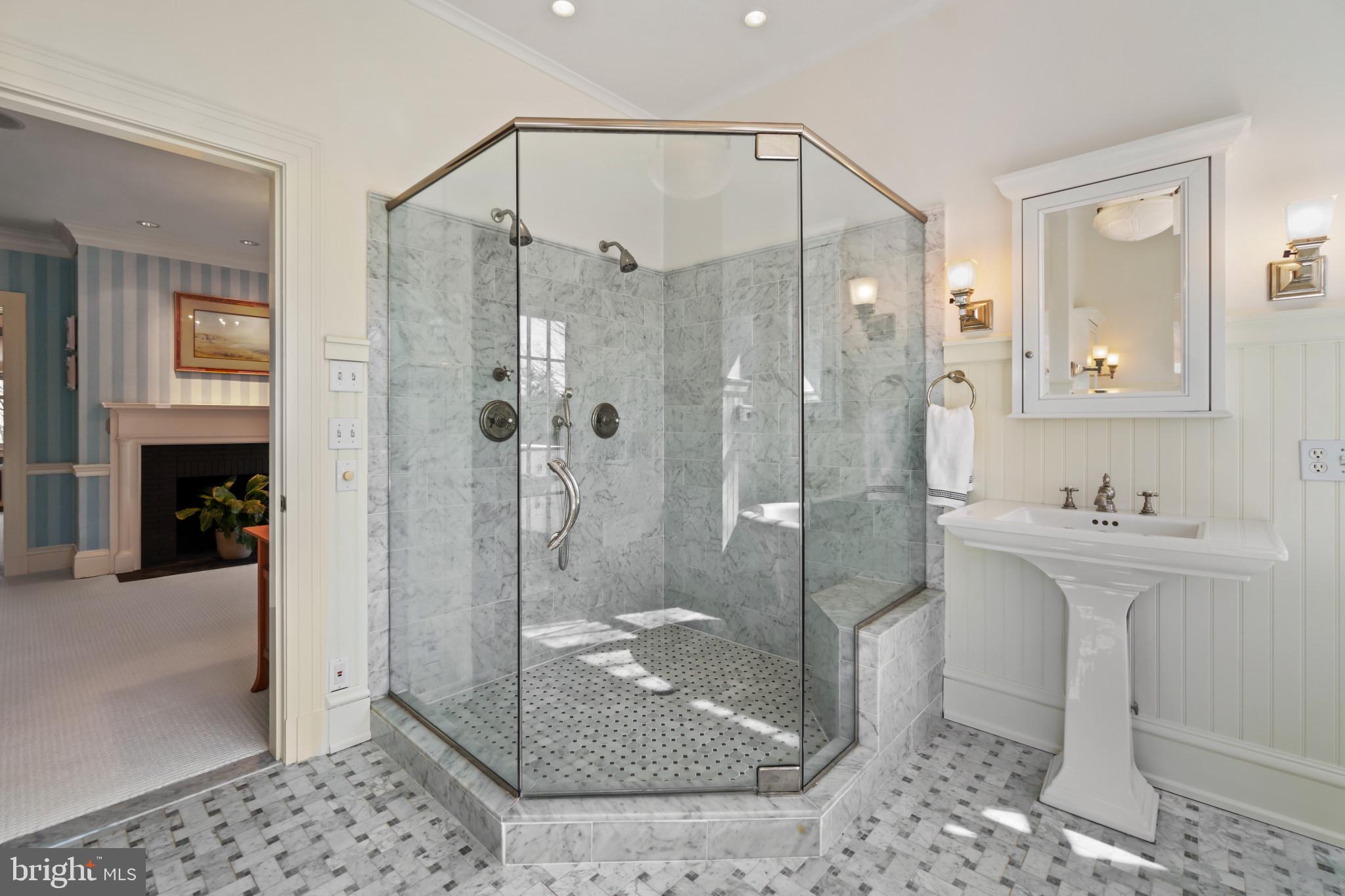 RUXTON - Residential