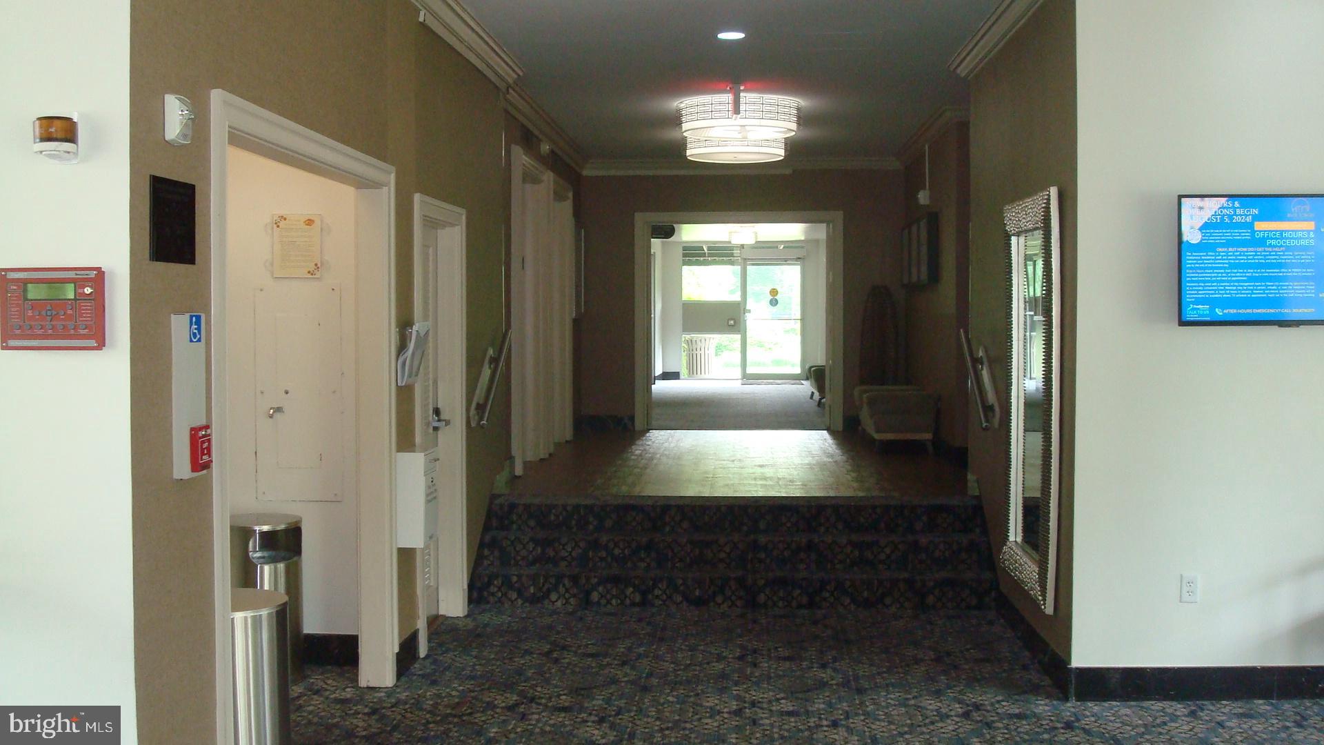 RIVER TOWERS - Residential