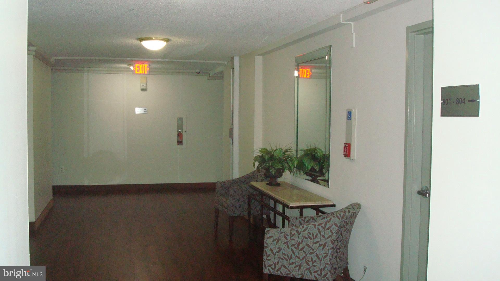 RIVER TOWERS - Residential