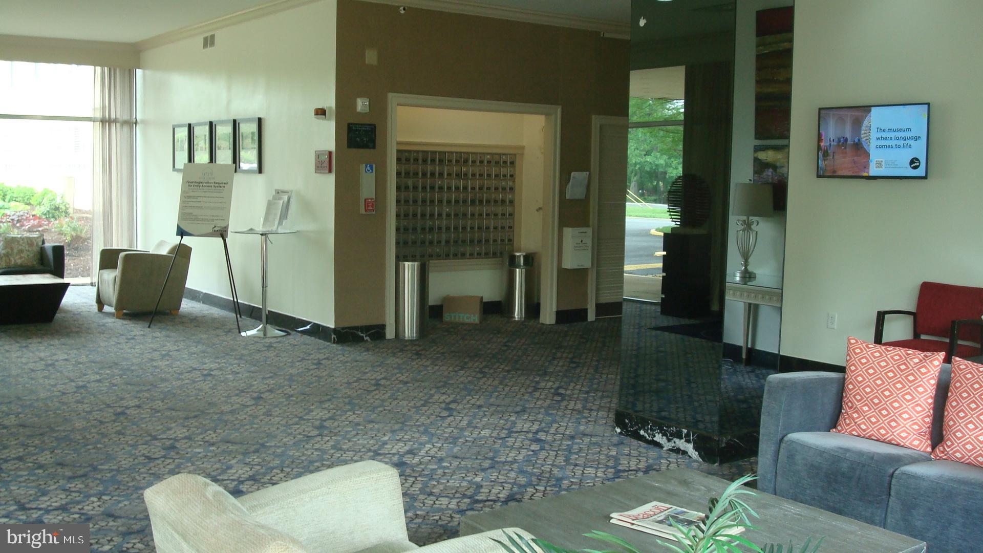 RIVER TOWERS - Residential