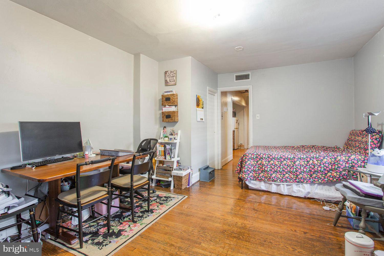 RITTENHOUSE SQUARE - Residential Lease