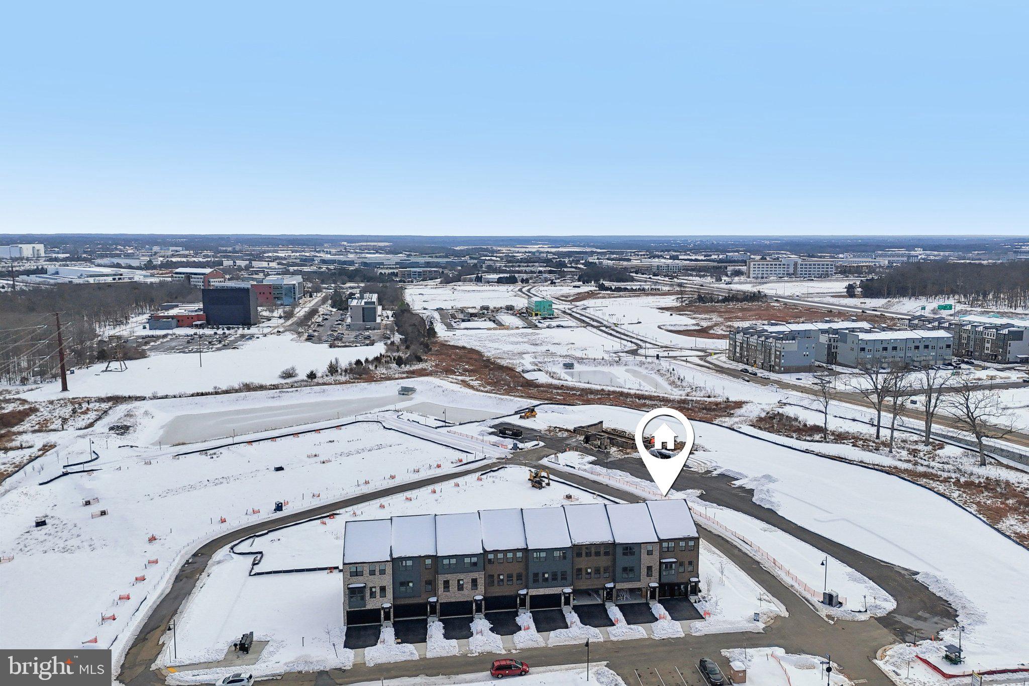 INNOVATION TOWN CENTER - Residential