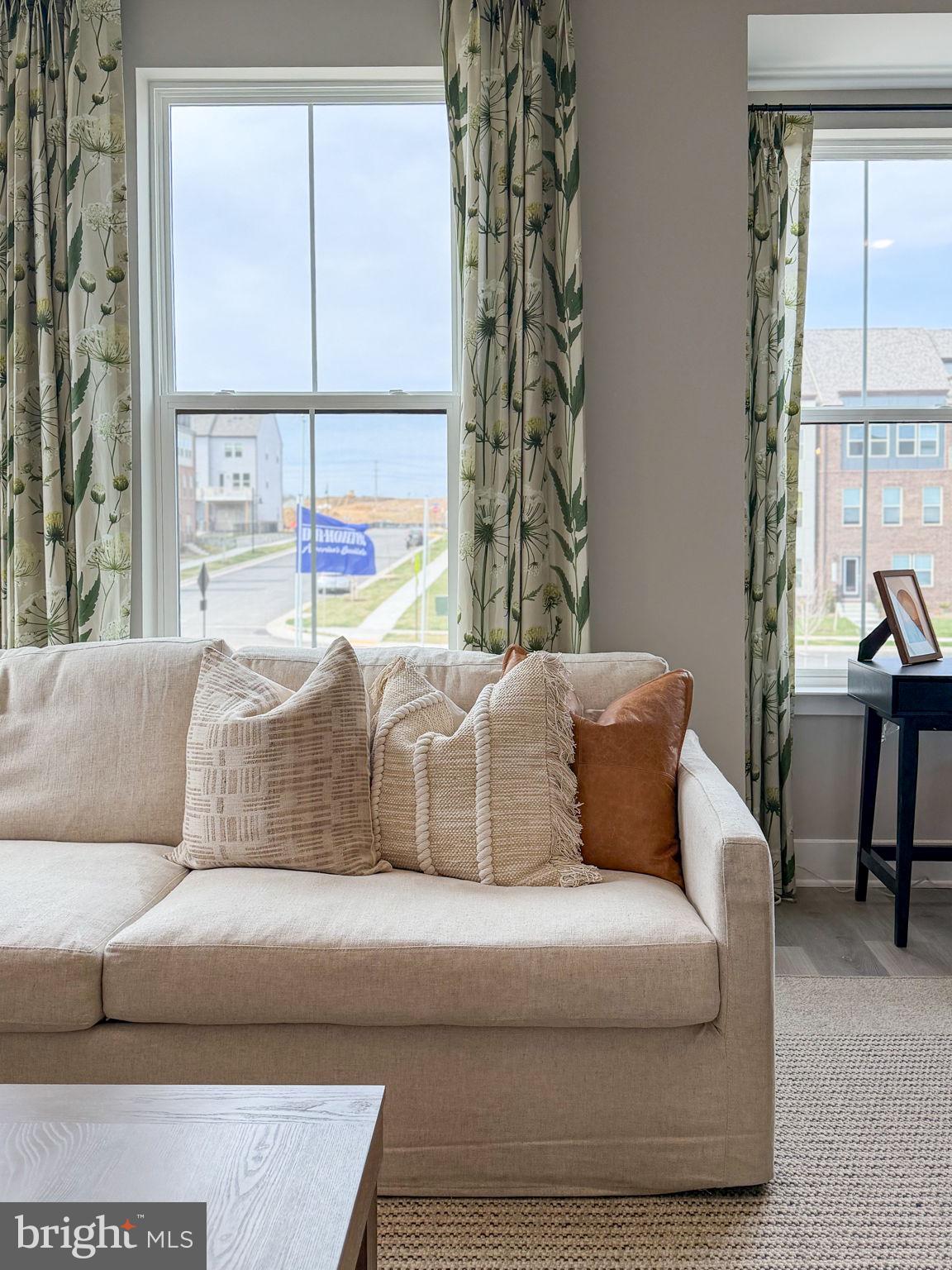 INNOVATION TOWN CENTER - Residential