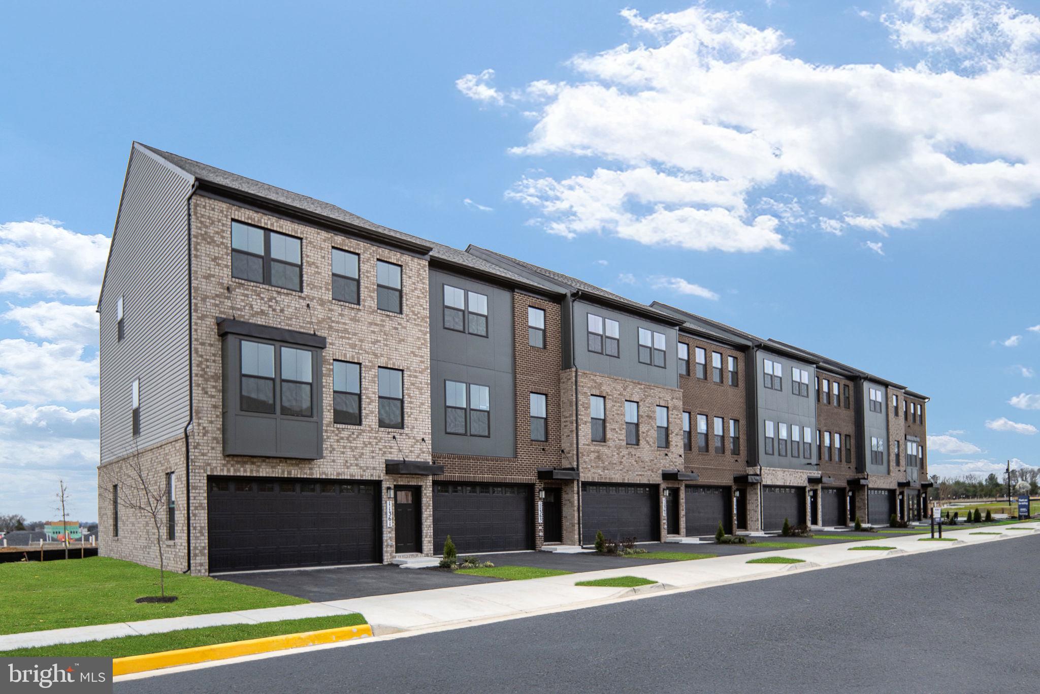 INNOVATION TOWN CENTER - Residential