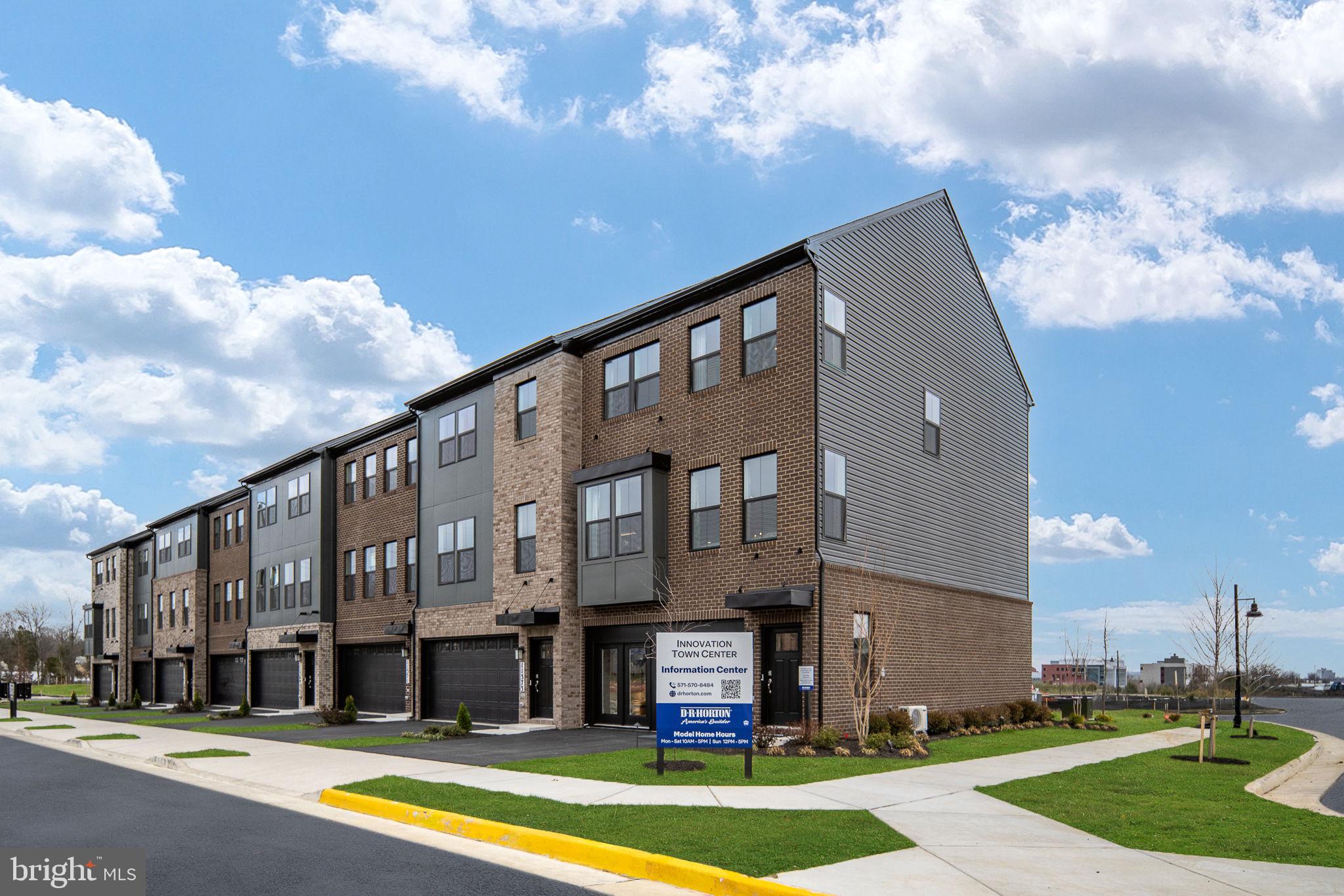 INNOVATION TOWN CENTER - Residential