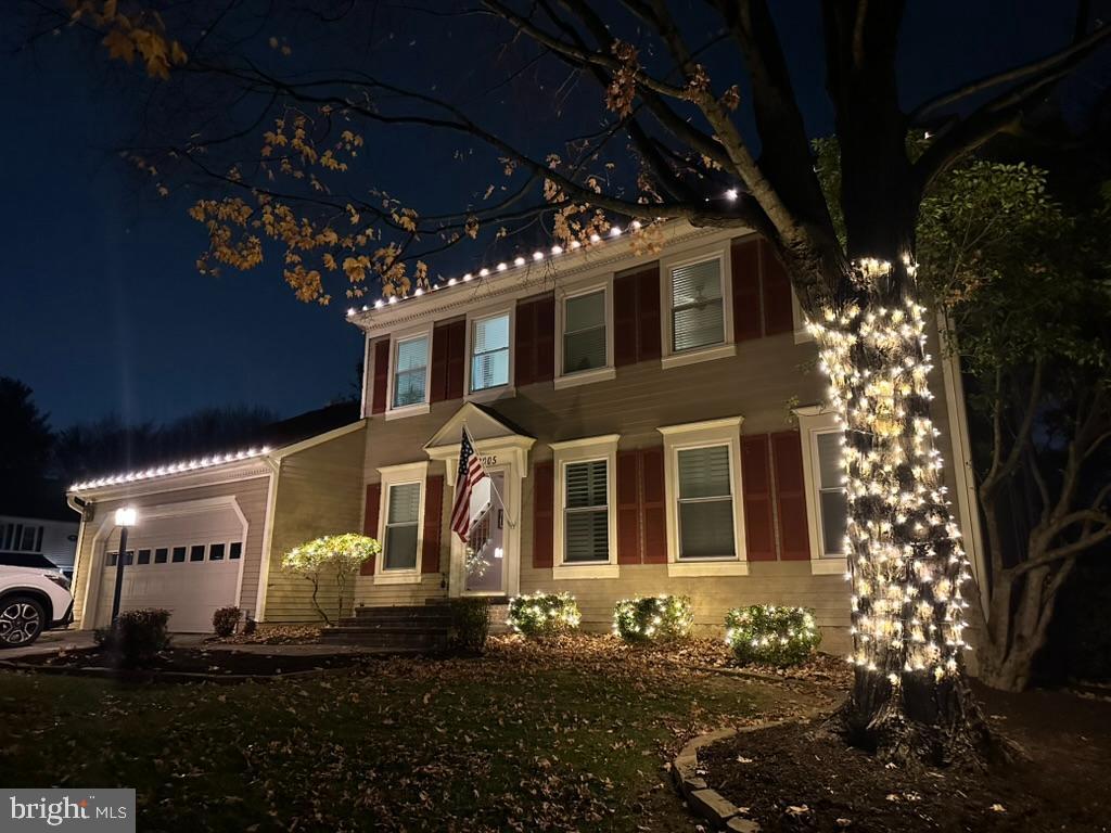 LAKE DEVEREUX - Residential Lease