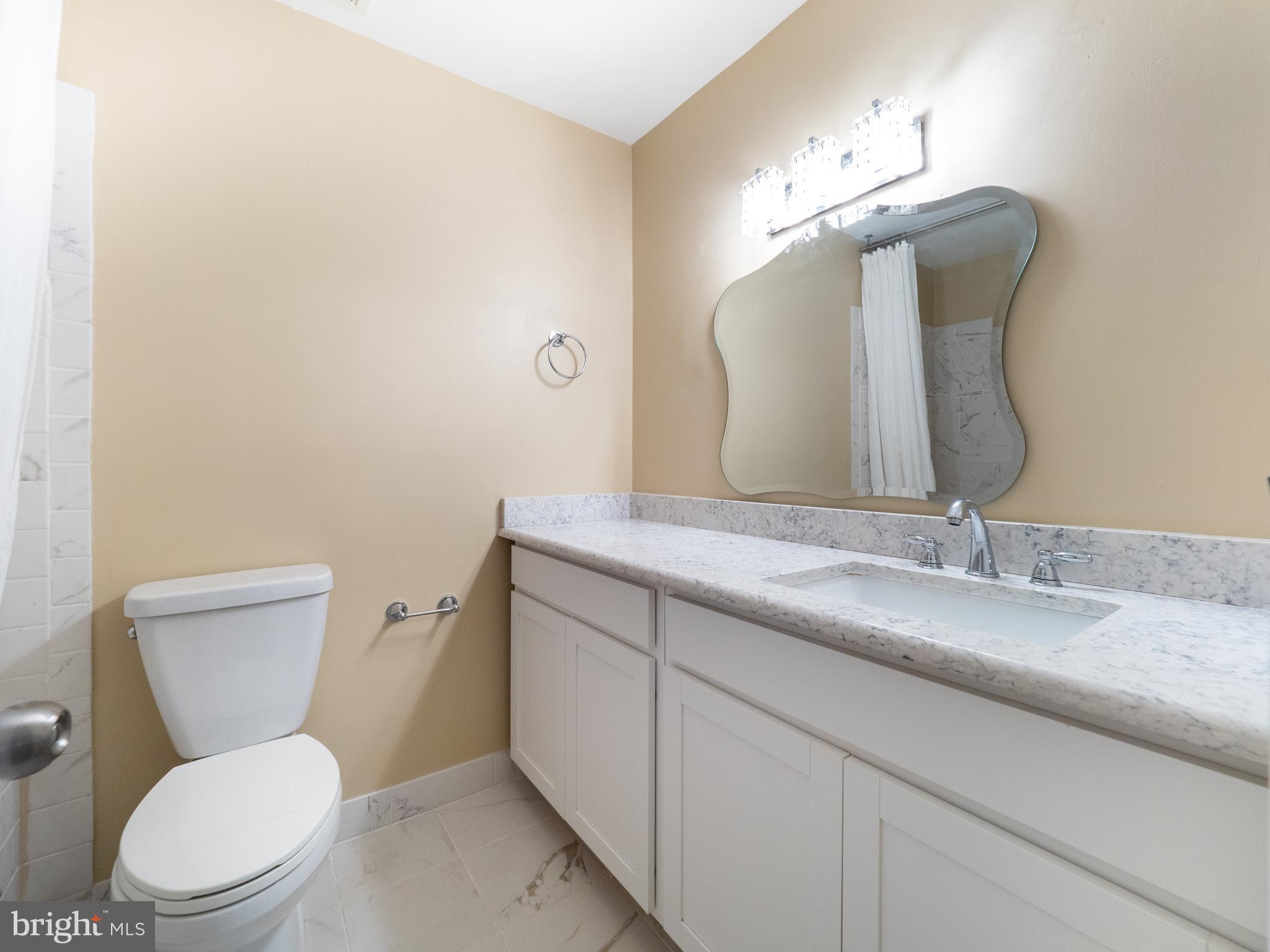 WASHINGTONIAN WOODS - Residential Lease