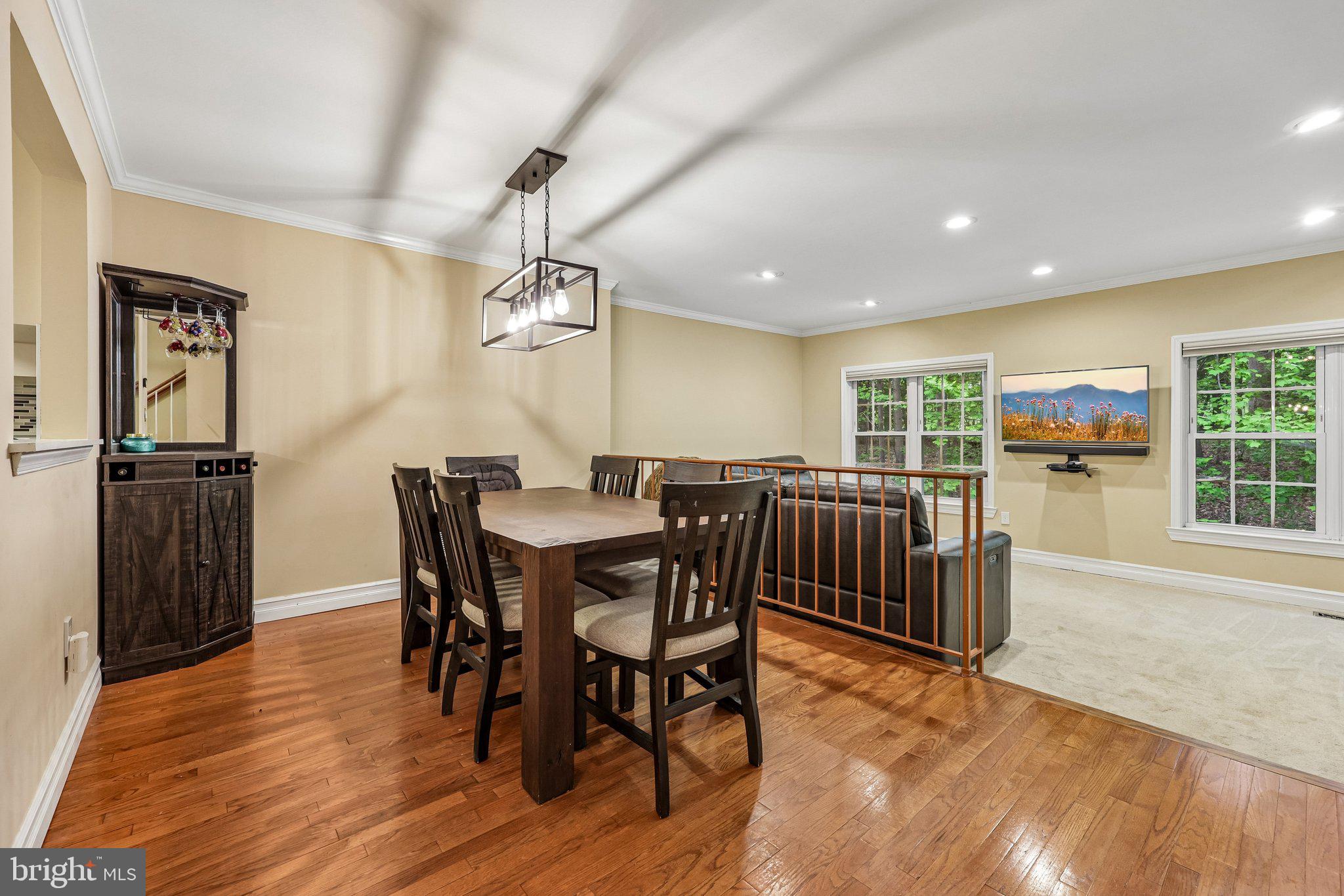 LAFAYETTE VILLAGE - Residential