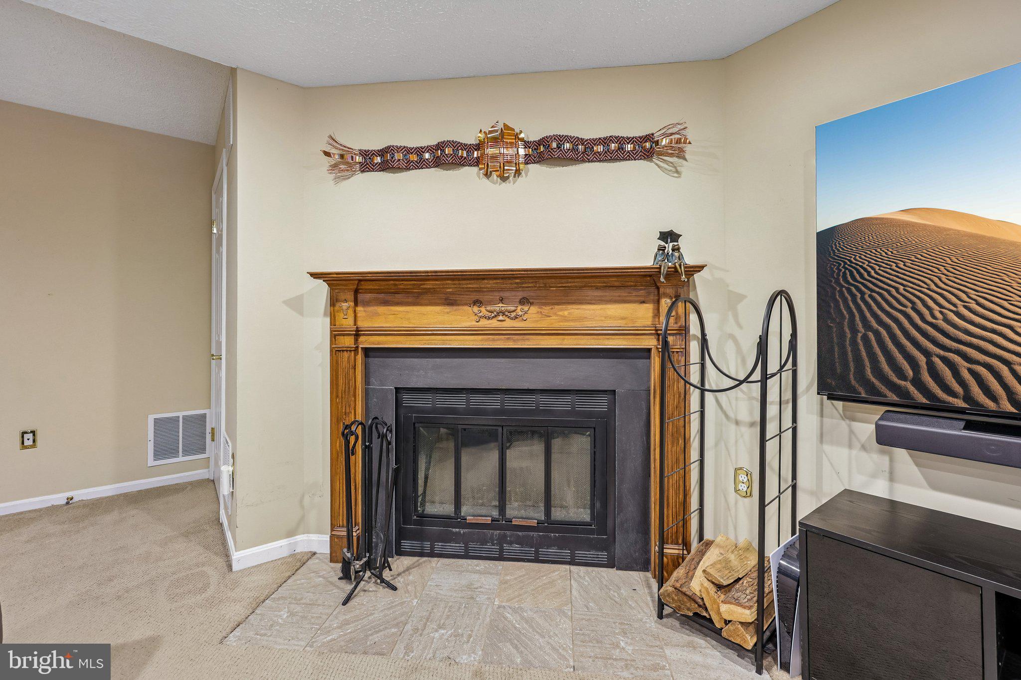 LAFAYETTE VILLAGE - Residential