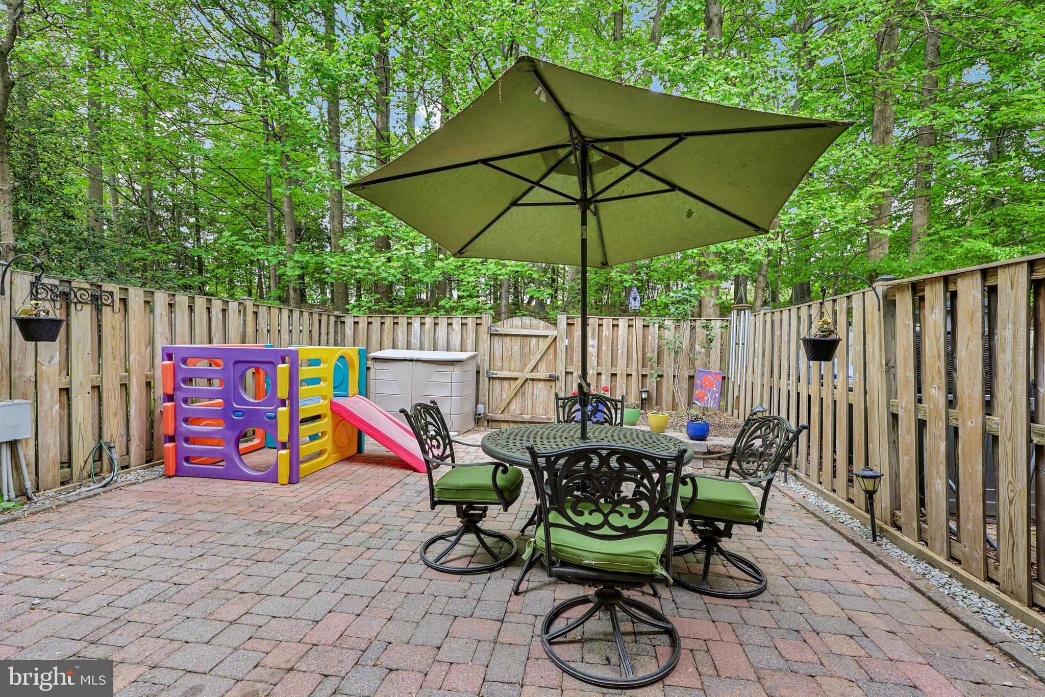 LAFAYETTE VILLAGE - Residential