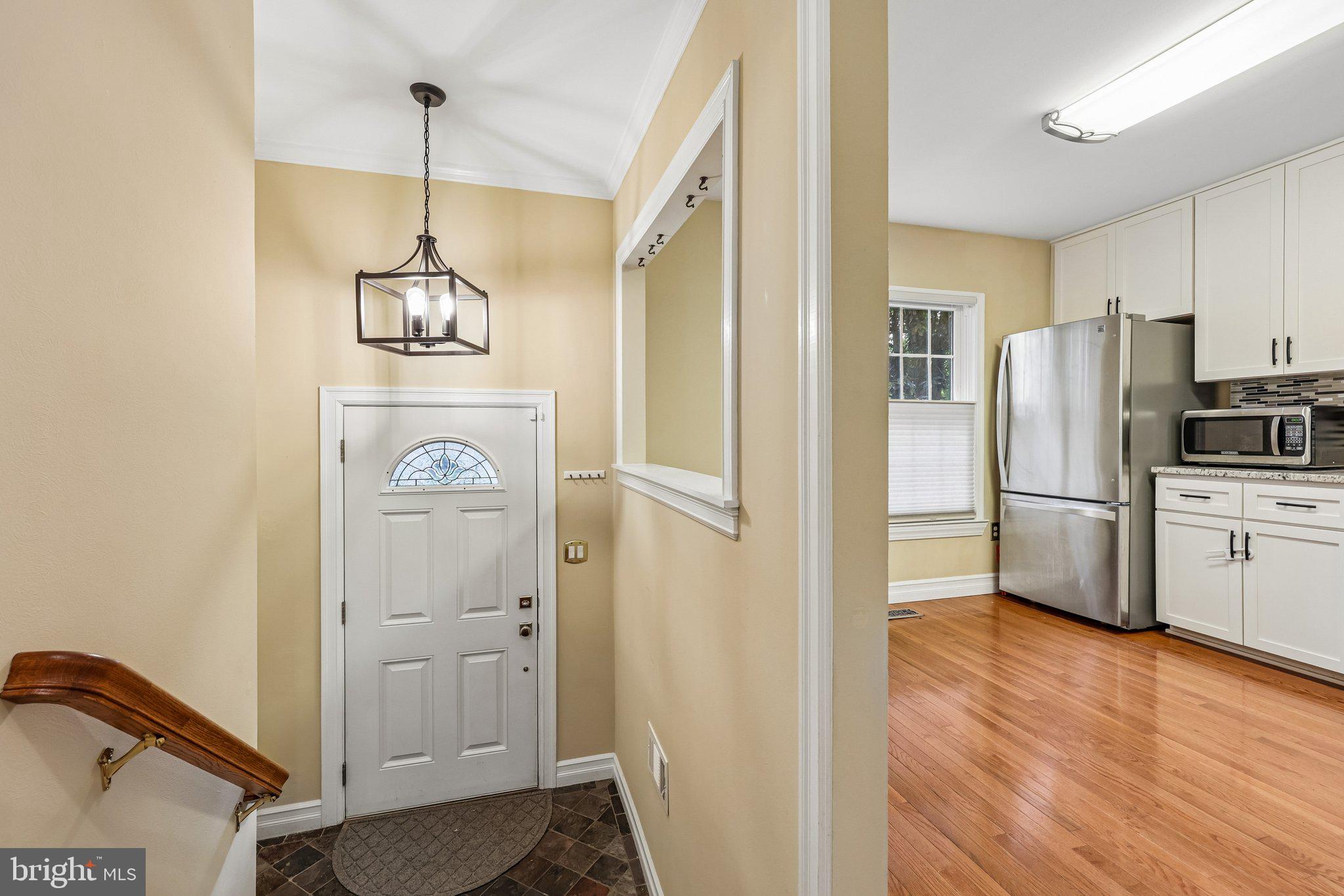 LAFAYETTE VILLAGE - Residential