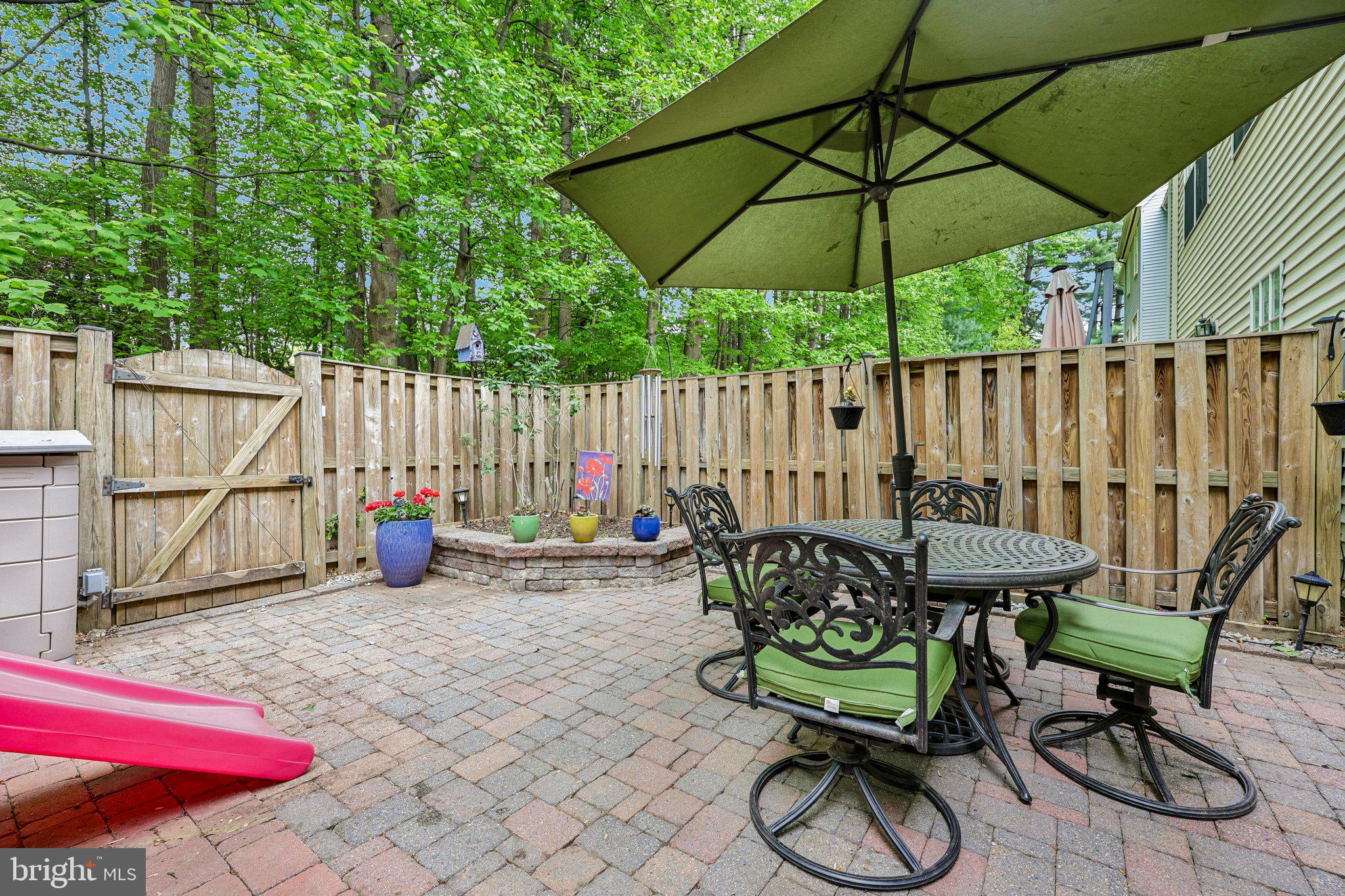 LAFAYETTE VILLAGE - Residential