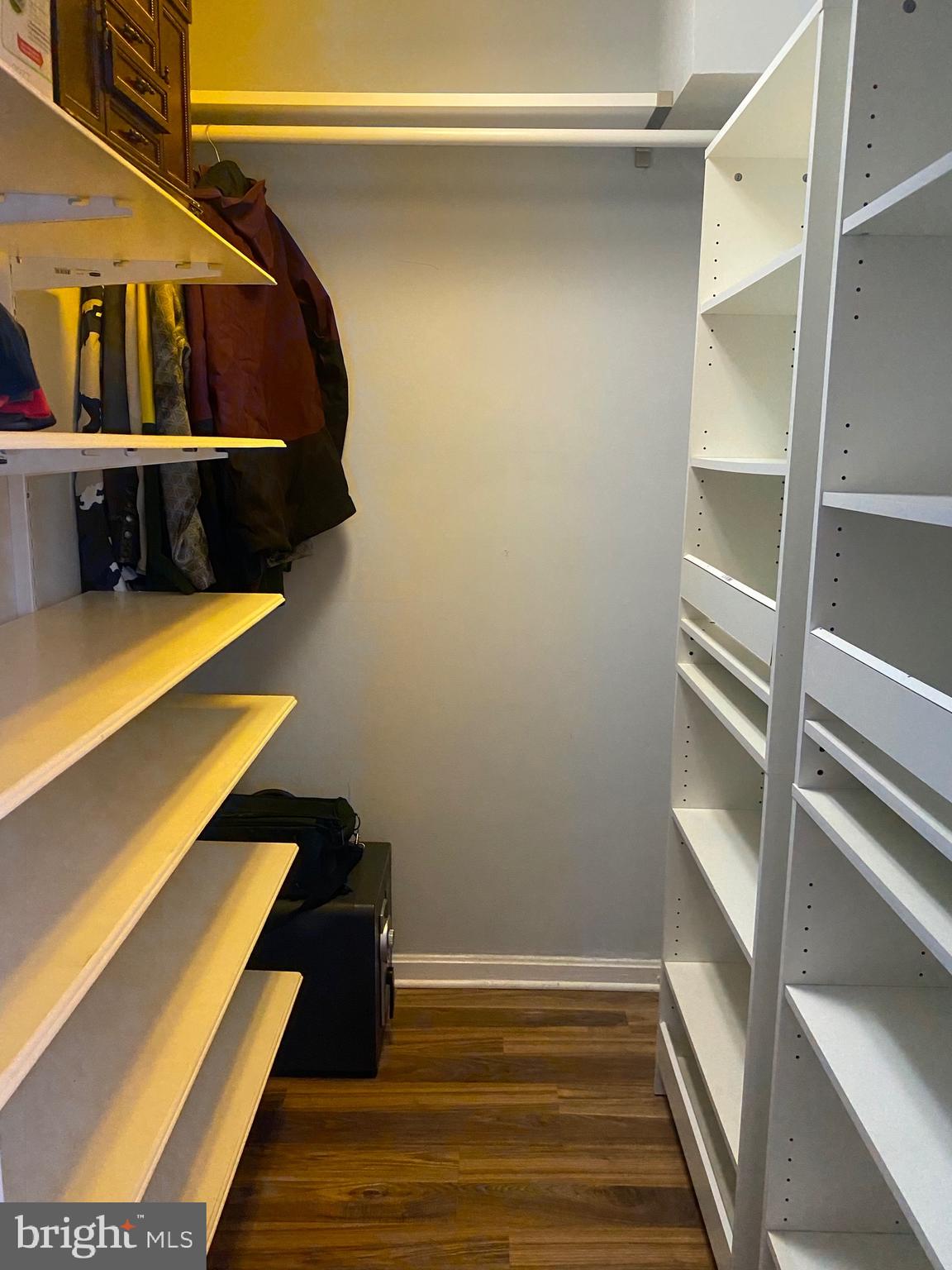 DOMINION STATION - Residential