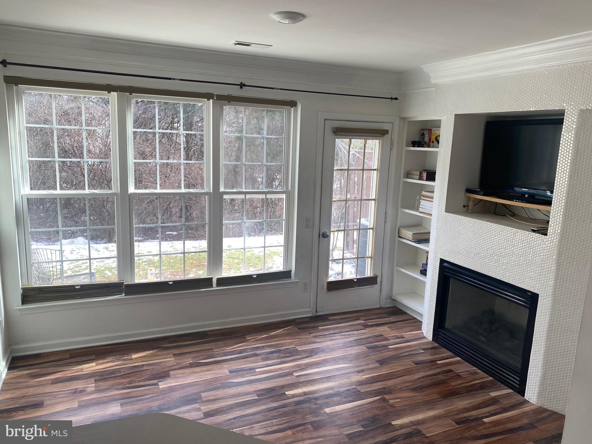 DOMINION STATION - Residential