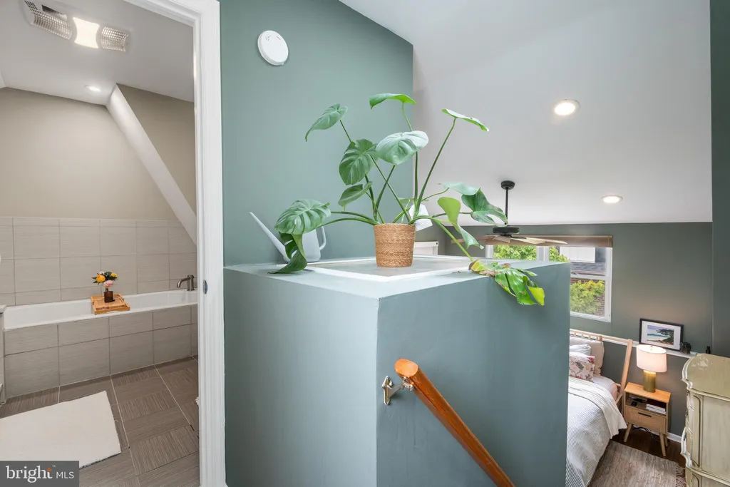 Additional image 23 of 520 Lombard Street Unit A, Philadelphia, PA 19147