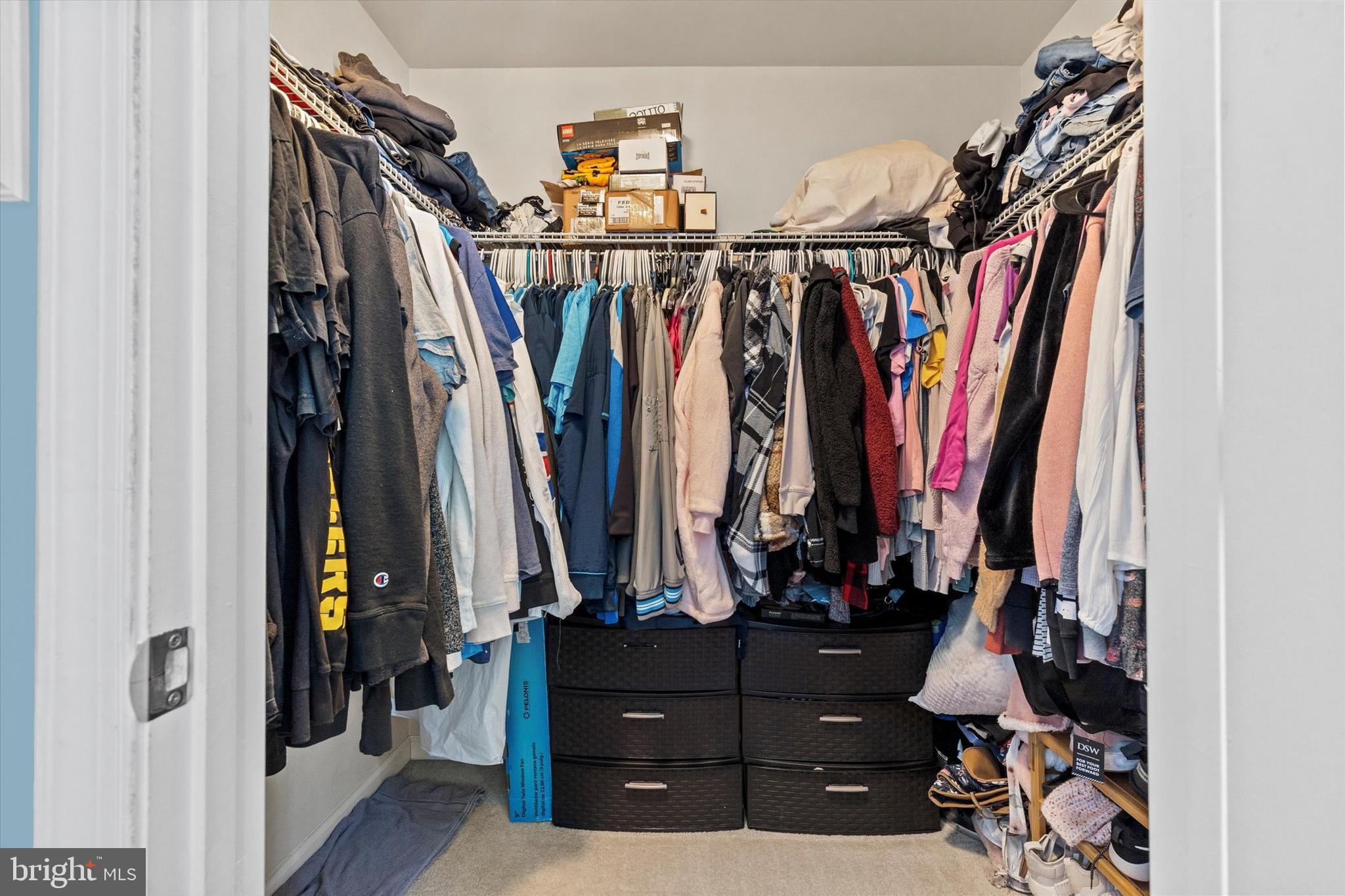 SALEM RUN TOWNHOMES - Residential