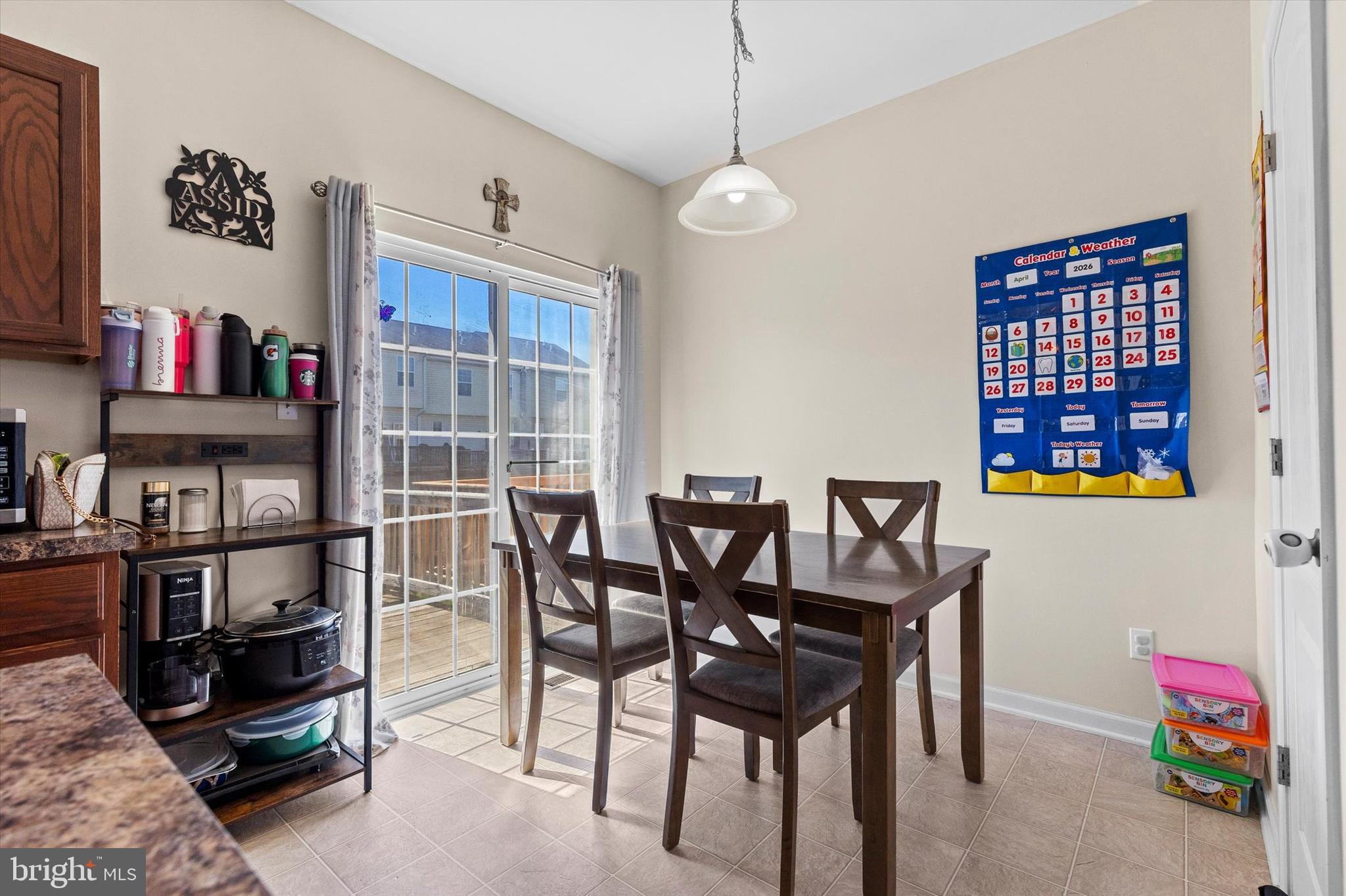 SALEM RUN TOWNHOMES - Residential