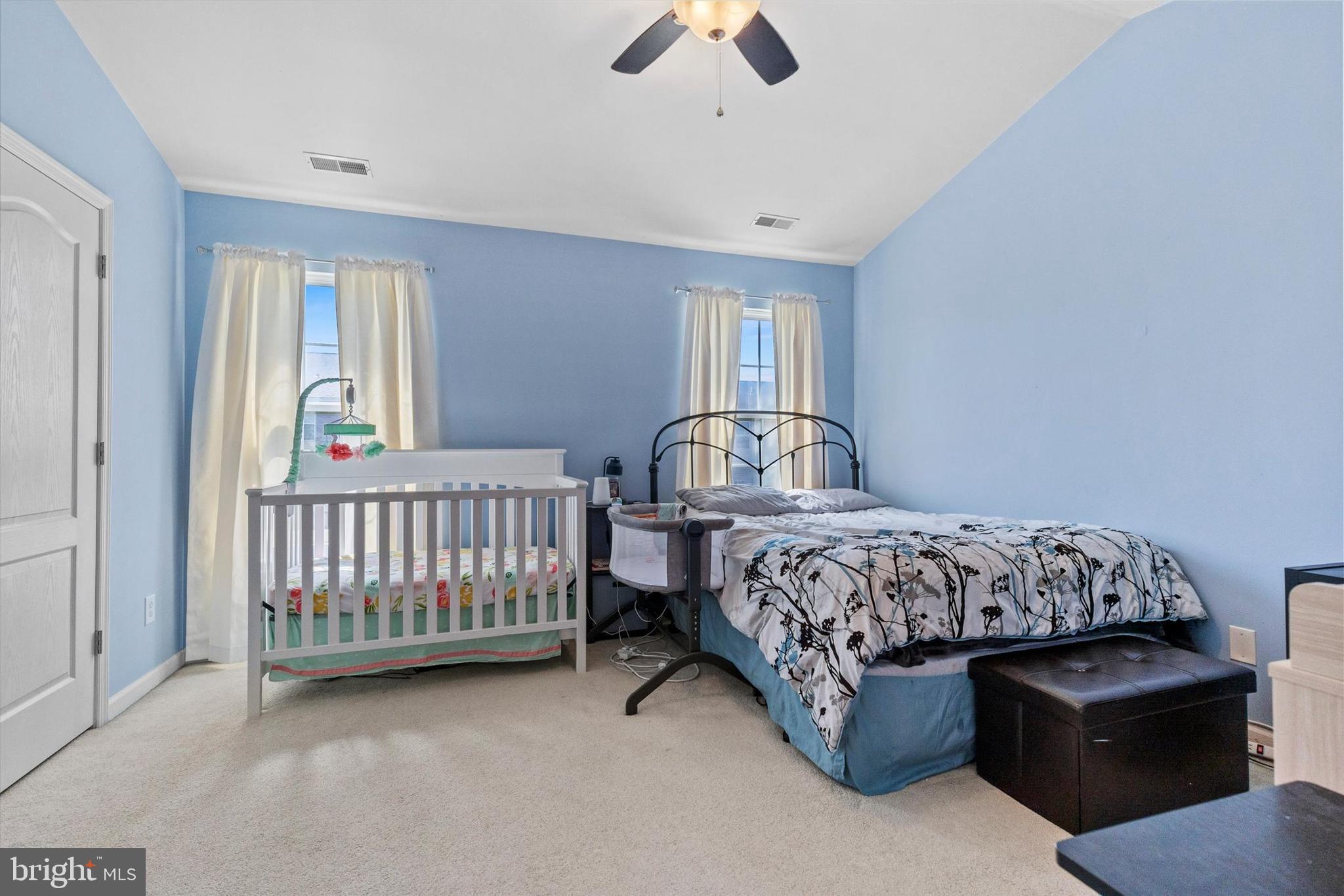 SALEM RUN TOWNHOMES - Residential