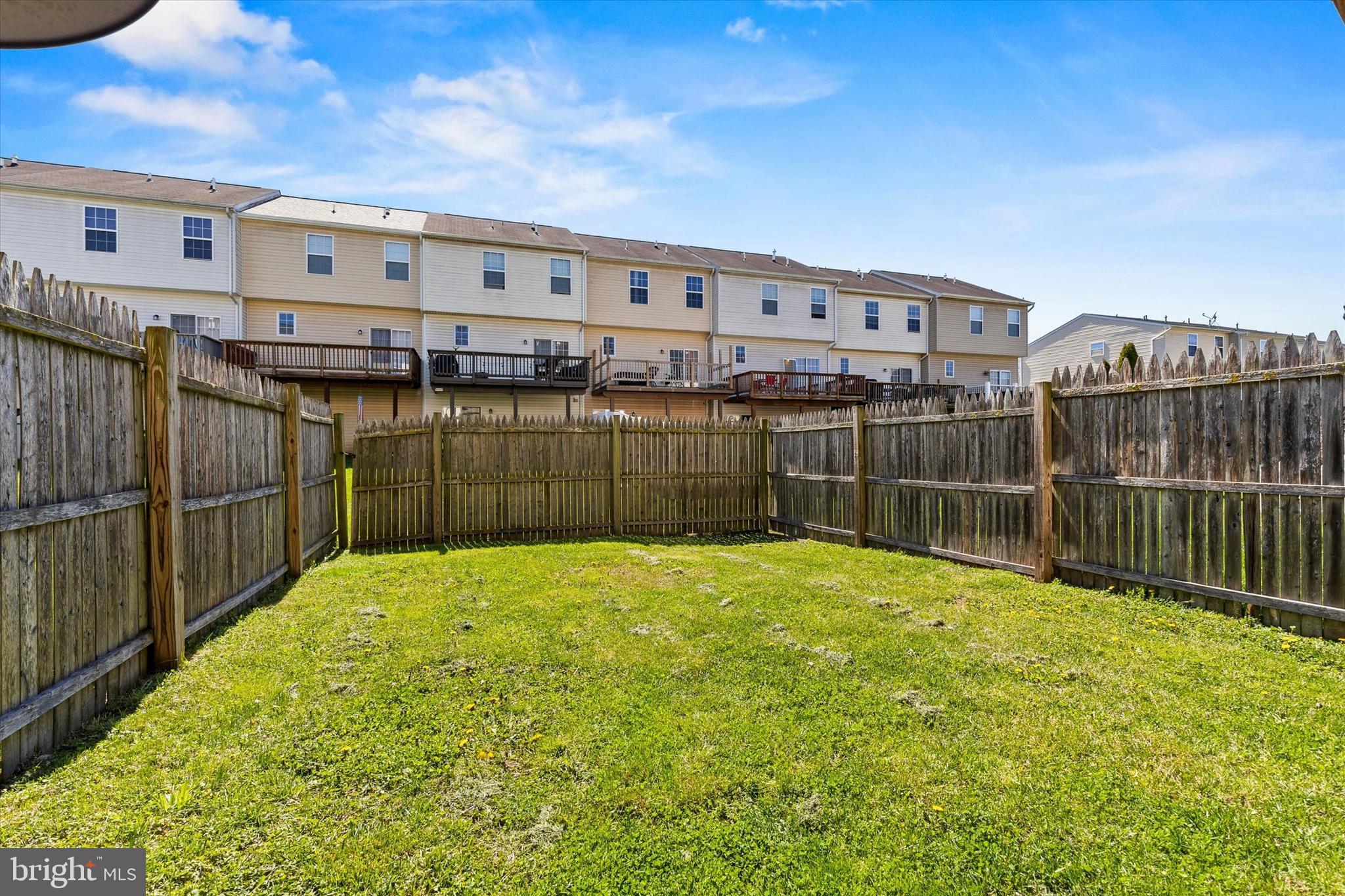 SALEM RUN TOWNHOMES - Residential