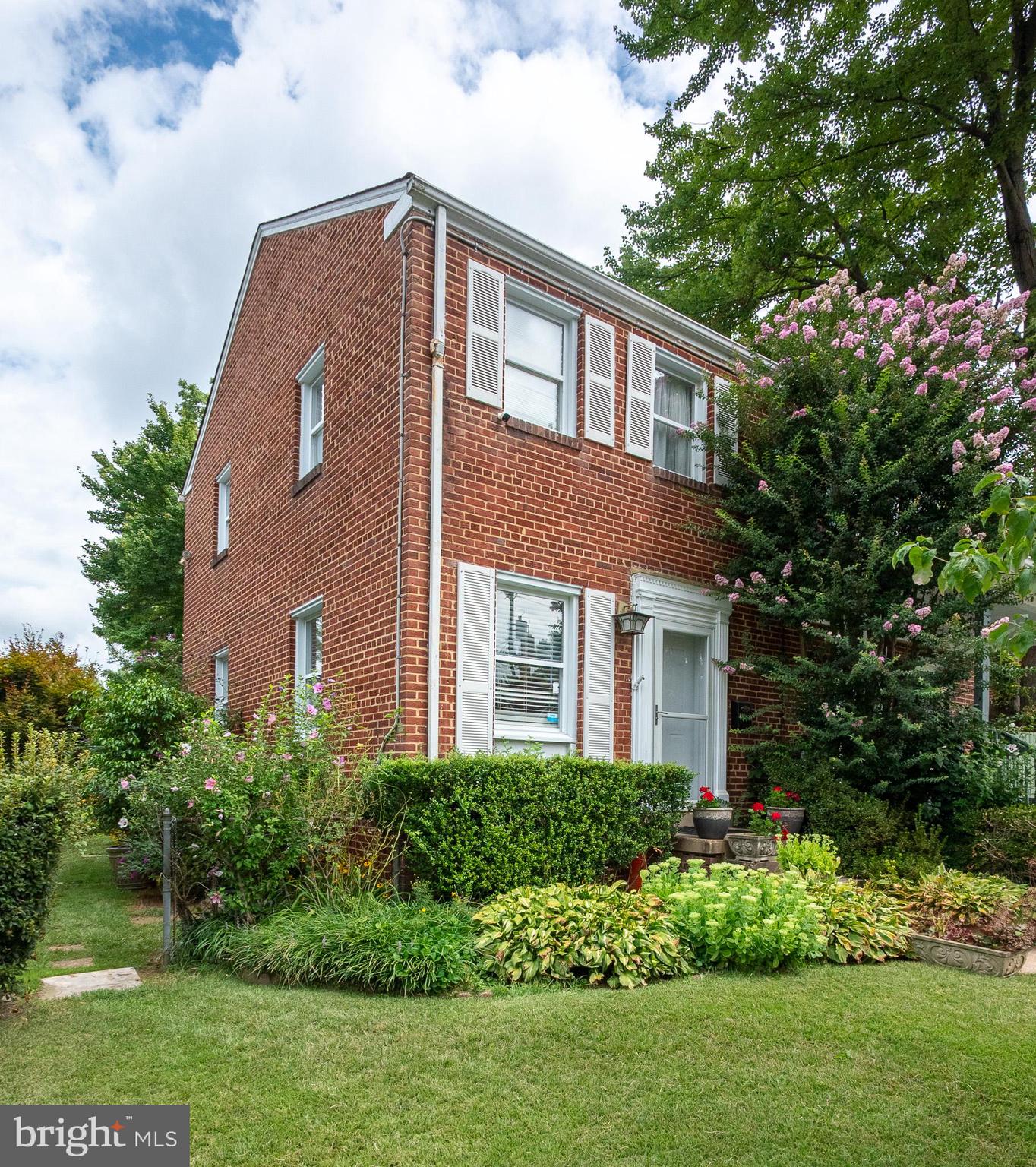 CONNECTICUT AVENUE ESTATES - Residential