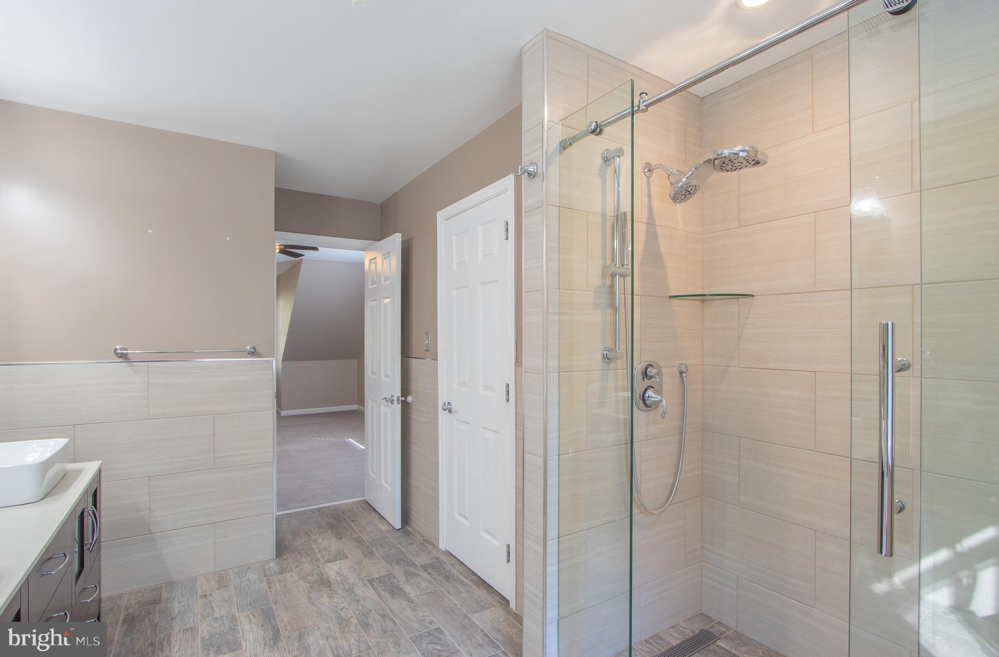 BLUE BALL VILLAGE - Residential