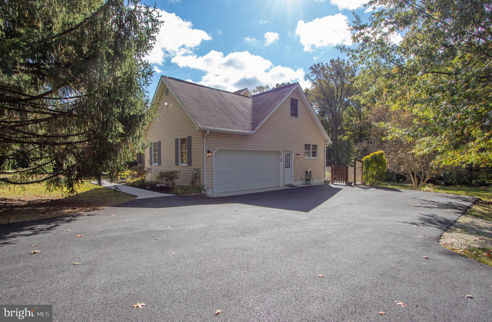 BLUE BALL VILLAGE - Residential