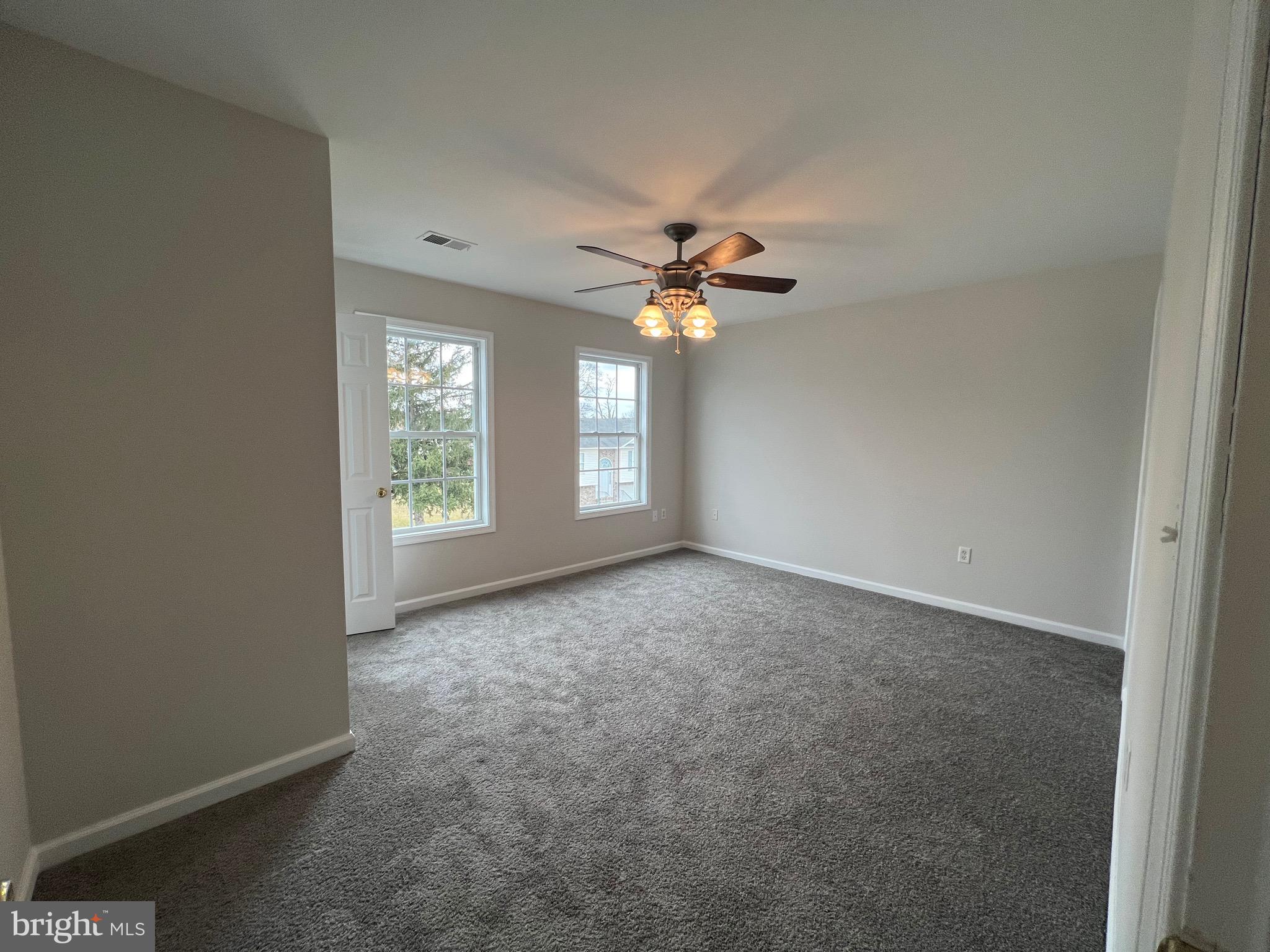 TOWNES OF TOPAZ - Residential