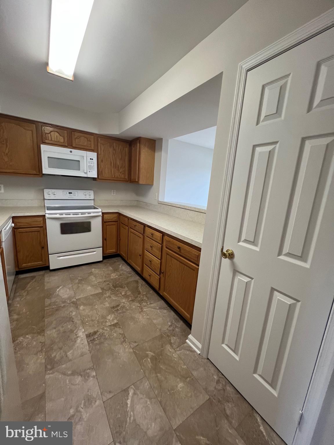 TOWNES OF TOPAZ - Residential