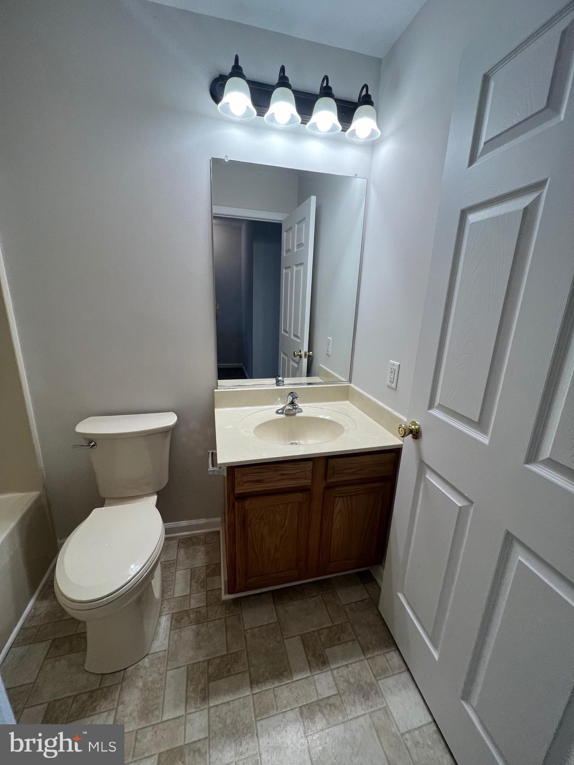 TOWNES OF TOPAZ - Residential