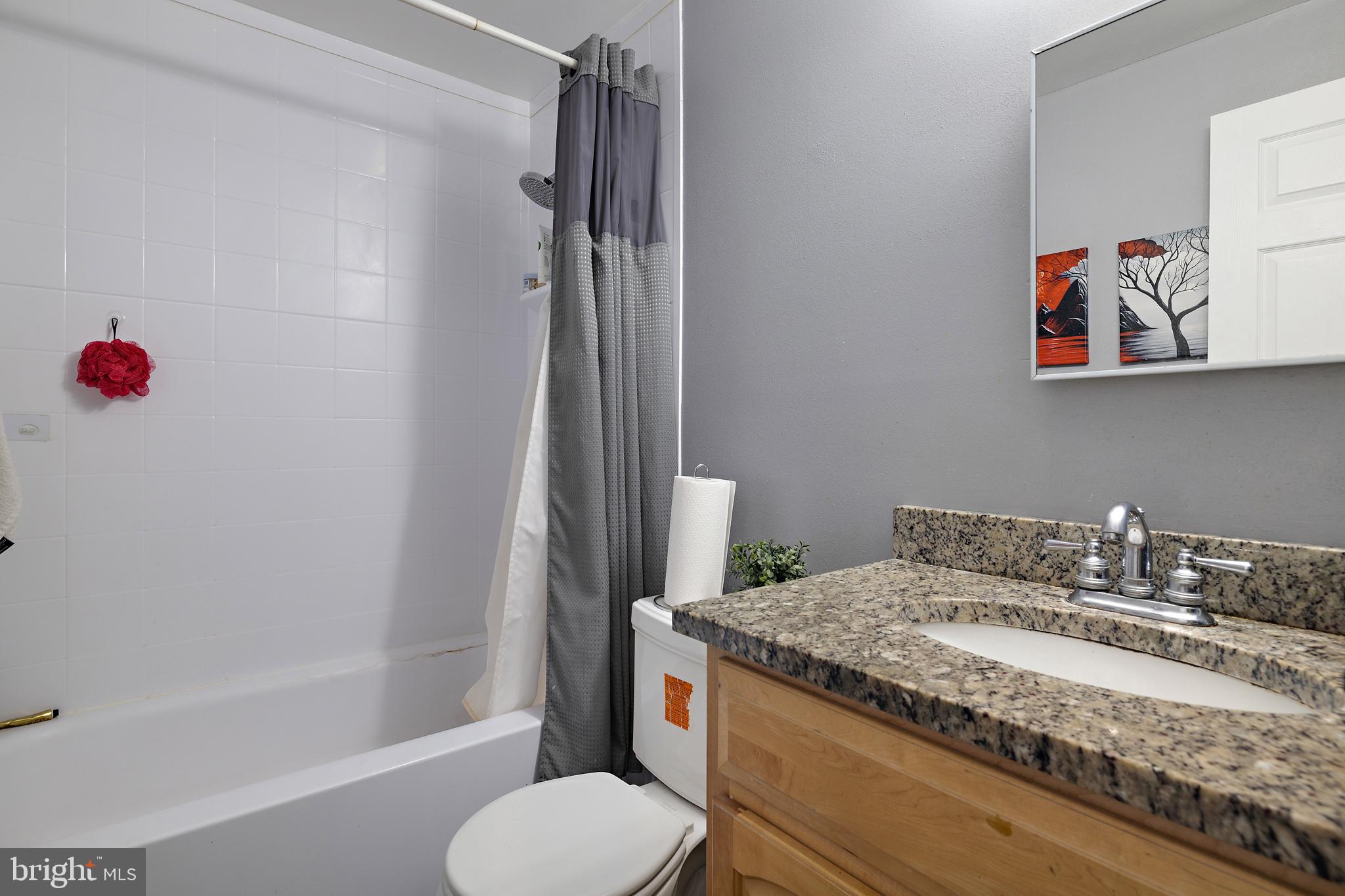 INDIAN QUEEN - Residential