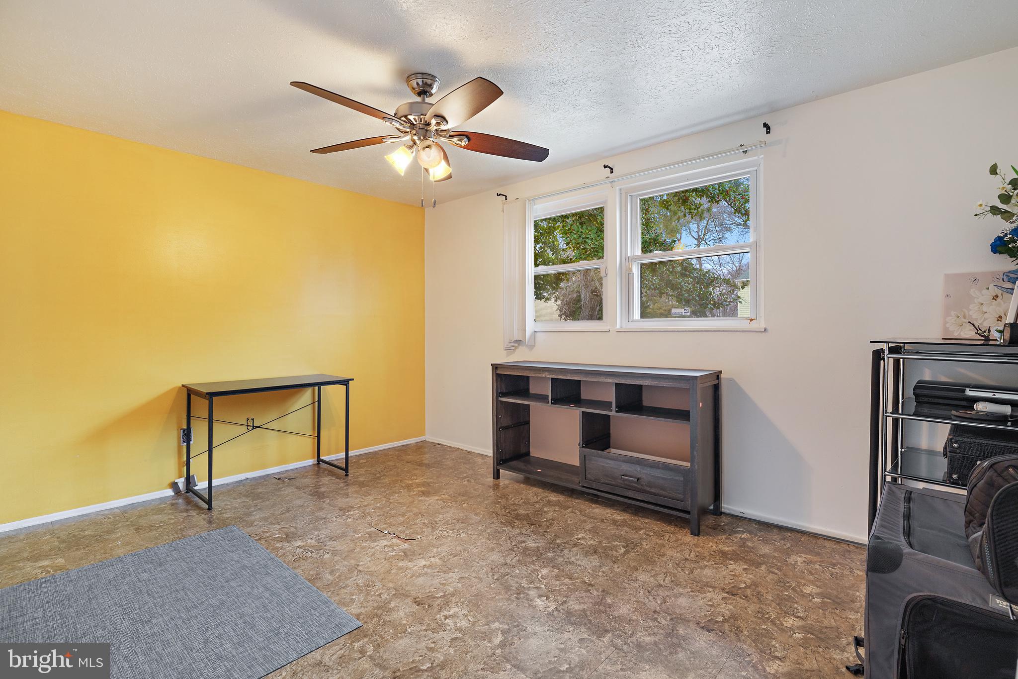 INDIAN QUEEN - Residential