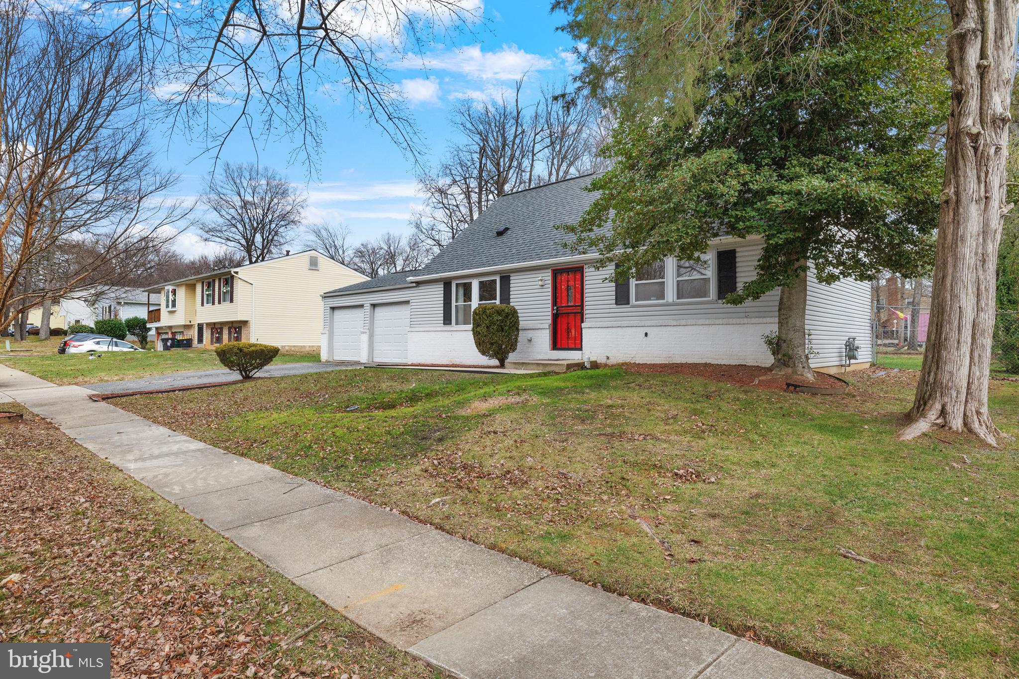 INDIAN QUEEN - Residential