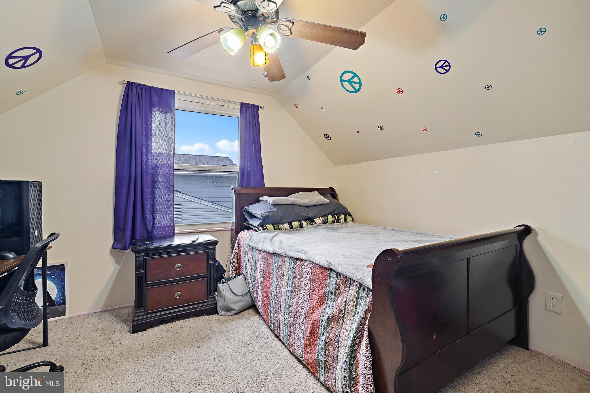 INDIAN QUEEN - Residential