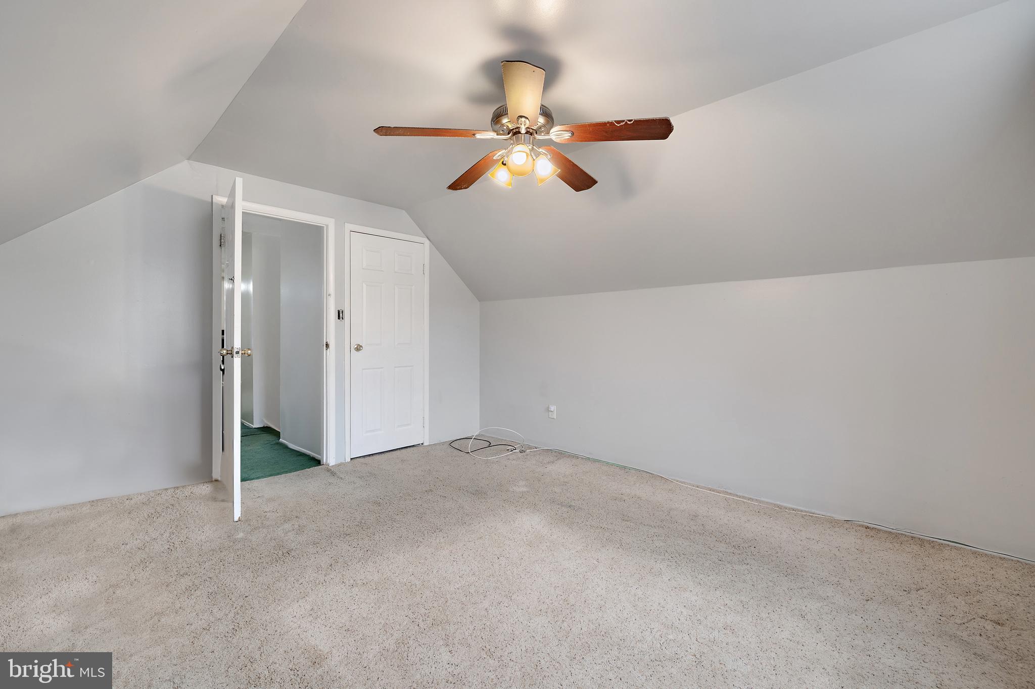 INDIAN QUEEN - Residential