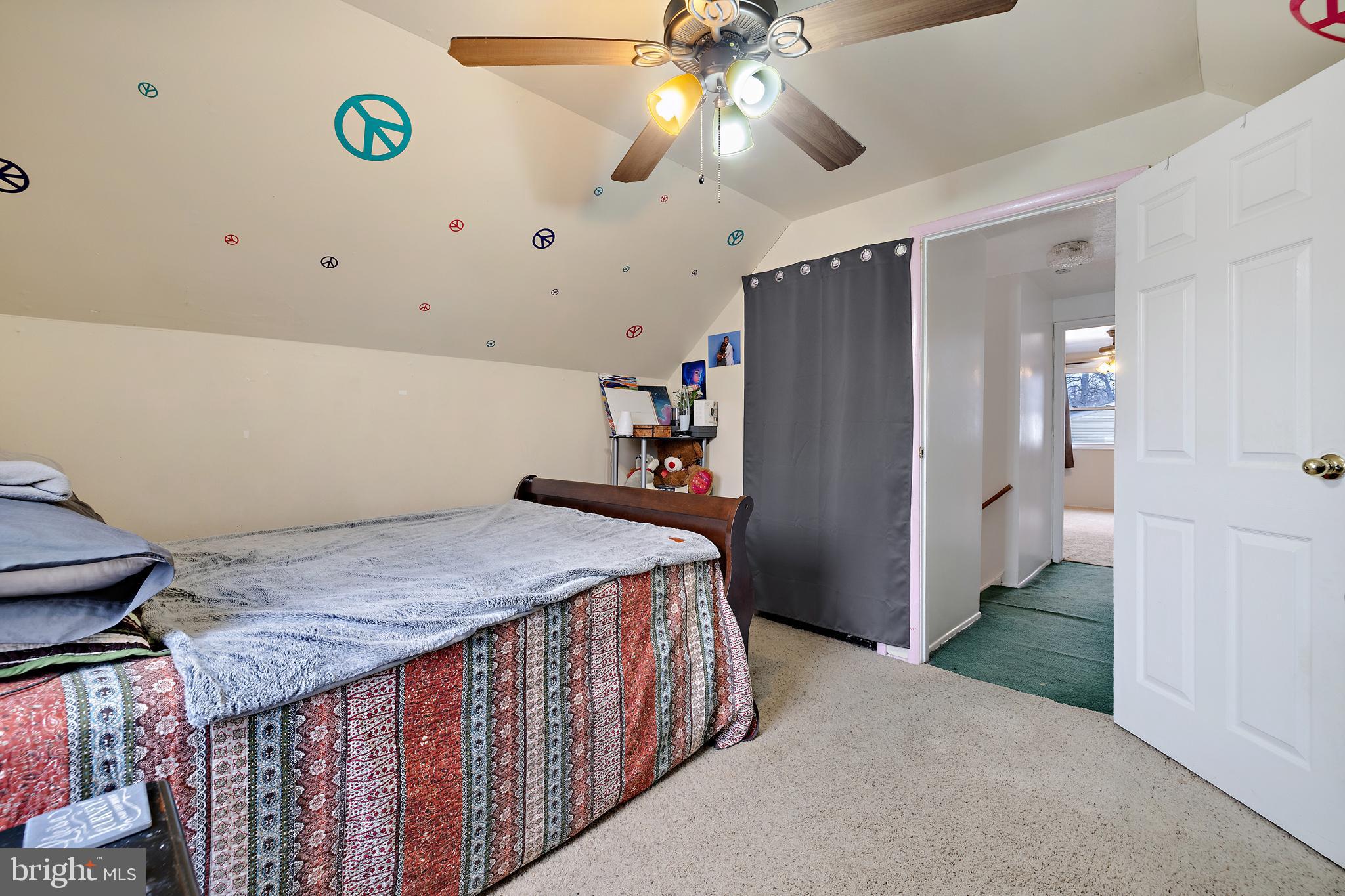 INDIAN QUEEN - Residential