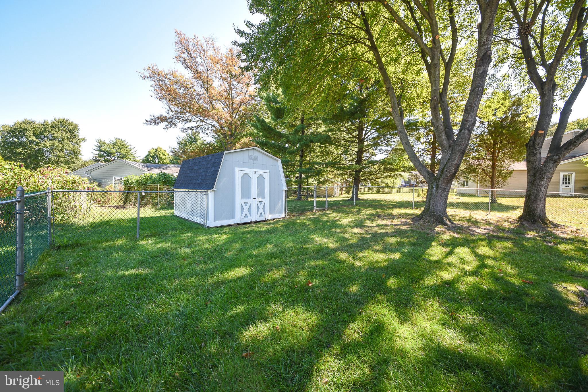 KIMBERLY KNOLL - Residential