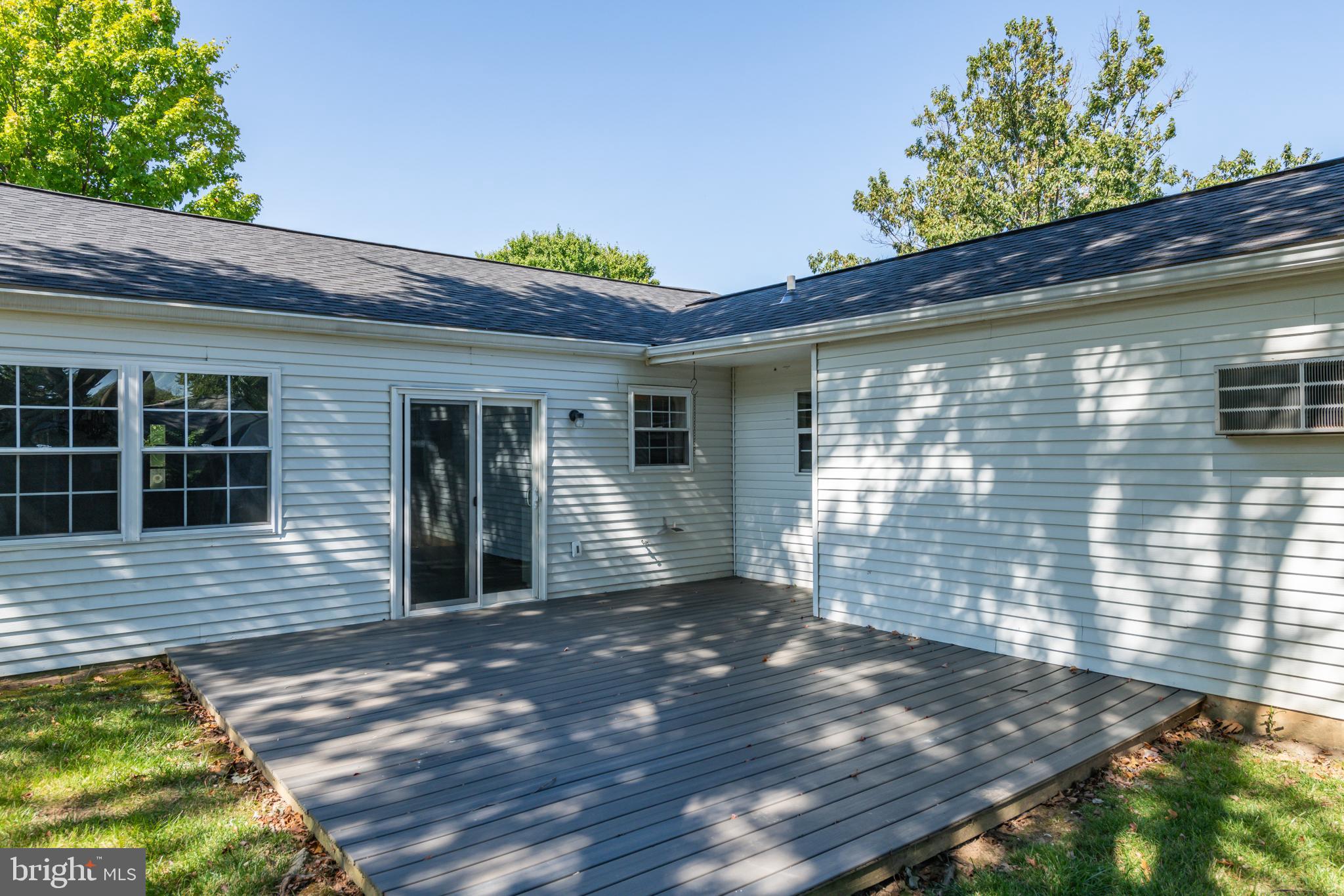 KIMBERLY KNOLL - Residential