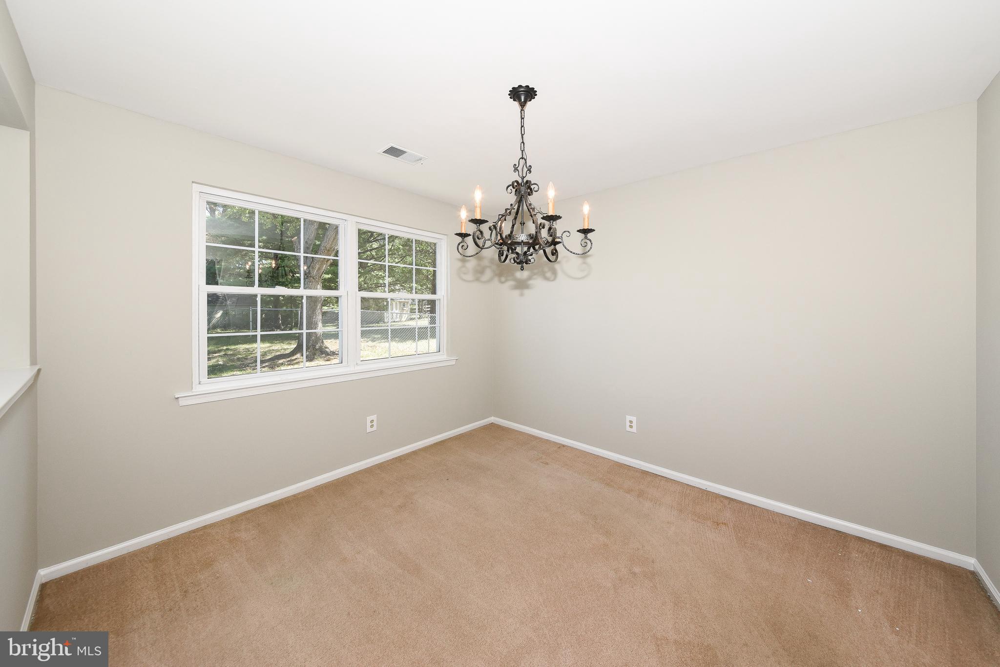 KIMBERLY KNOLL - Residential