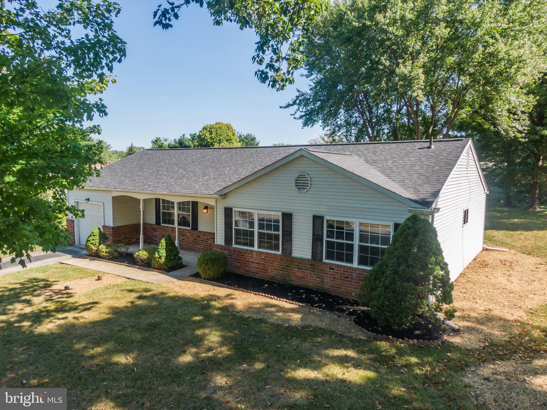 KIMBERLY KNOLL - Residential