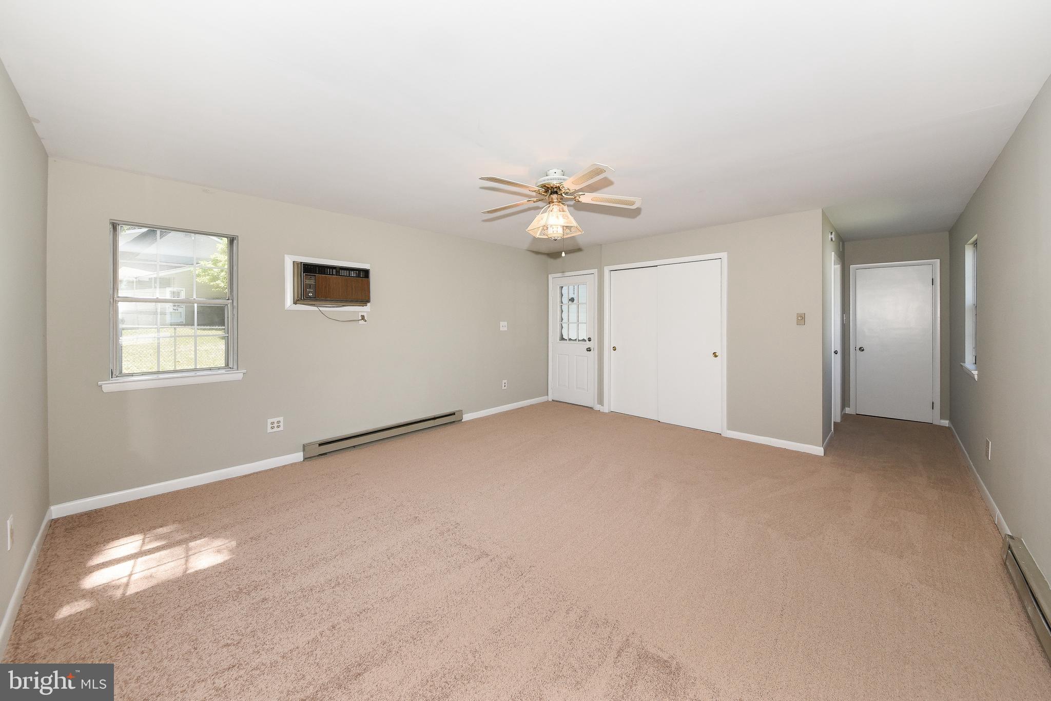 KIMBERLY KNOLL - Residential