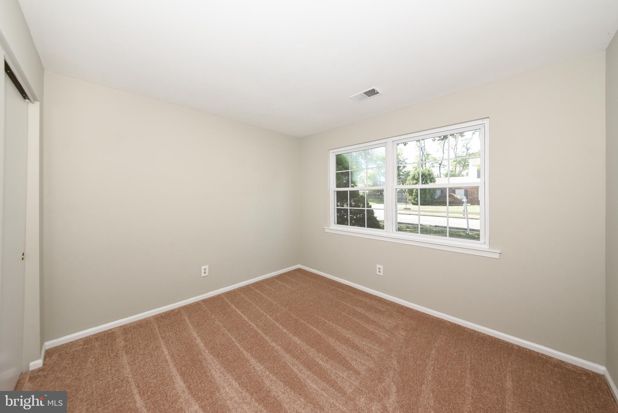 KIMBERLY KNOLL - Residential