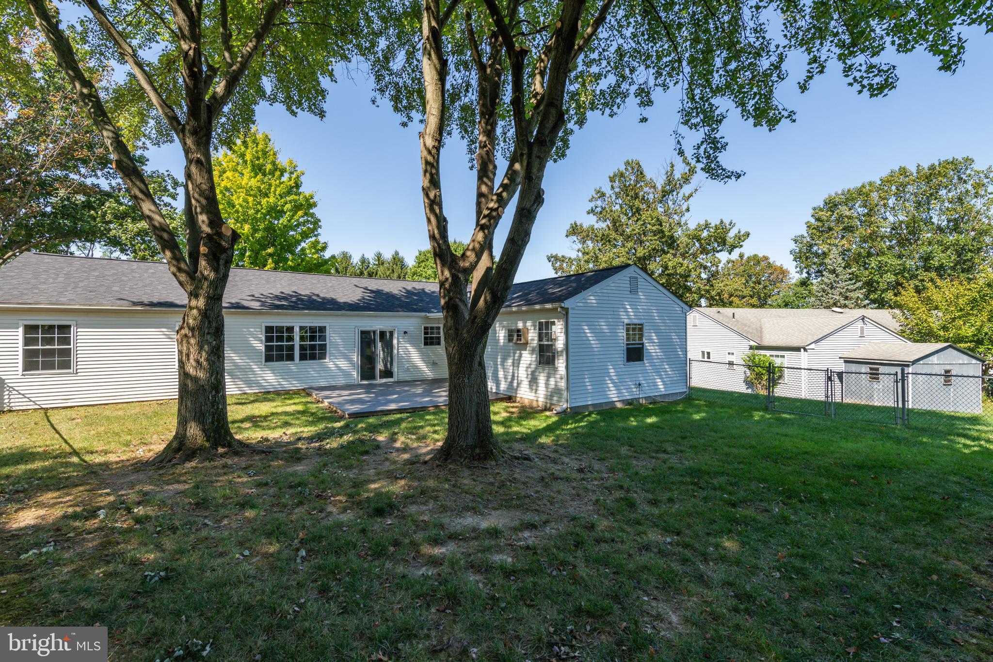 KIMBERLY KNOLL - Residential