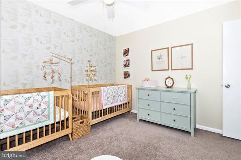 Tiny photo for 9409 Chatteroy Place, MONTGOMERY VILLAGE, MD 20886 (MLS # MDMC2231382)