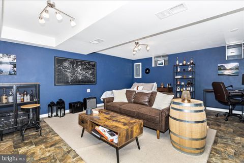 Tiny photo for 9409 Chatteroy Place, MONTGOMERY VILLAGE, MD 20886 (MLS # MDMC2231382)
