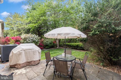 Tiny photo for 9409 Chatteroy Place, MONTGOMERY VILLAGE, MD 20886 (MLS # MDMC2231382)