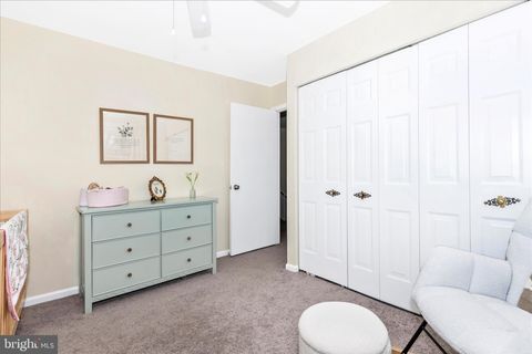 Tiny photo for 9409 Chatteroy Place, MONTGOMERY VILLAGE, MD 20886 (MLS # MDMC2231382)