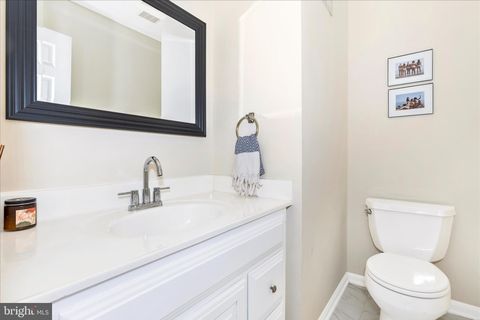 Tiny photo for 9409 Chatteroy Place, MONTGOMERY VILLAGE, MD 20886 (MLS # MDMC2231382)