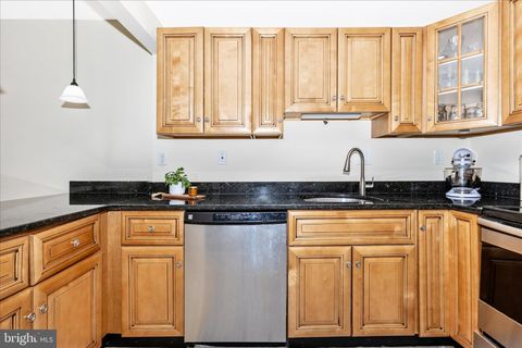 Tiny photo for 9409 Chatteroy Place, MONTGOMERY VILLAGE, MD 20886 (MLS # MDMC2231382)